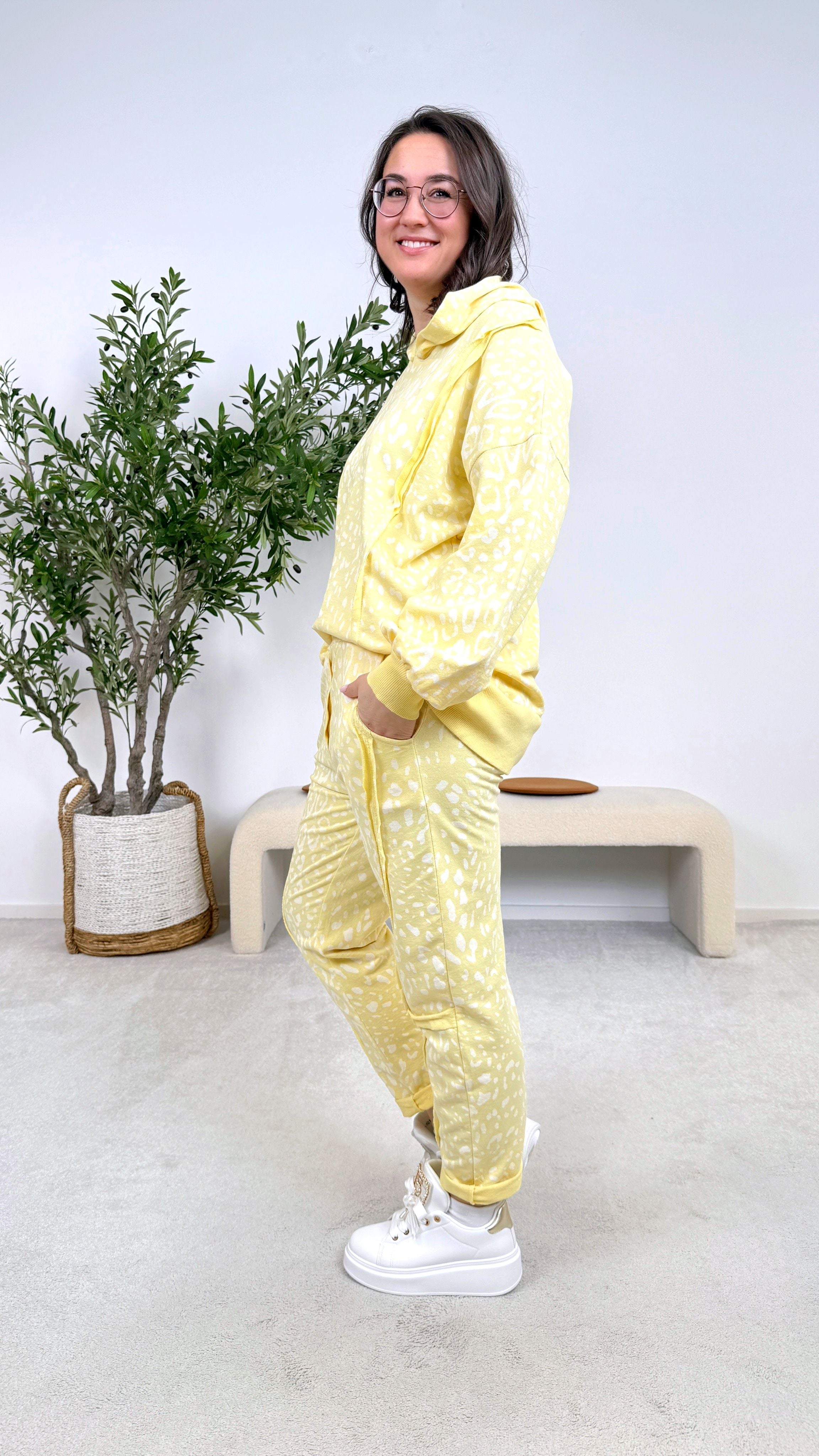 Hoodie Wild Lounge *Gelb*