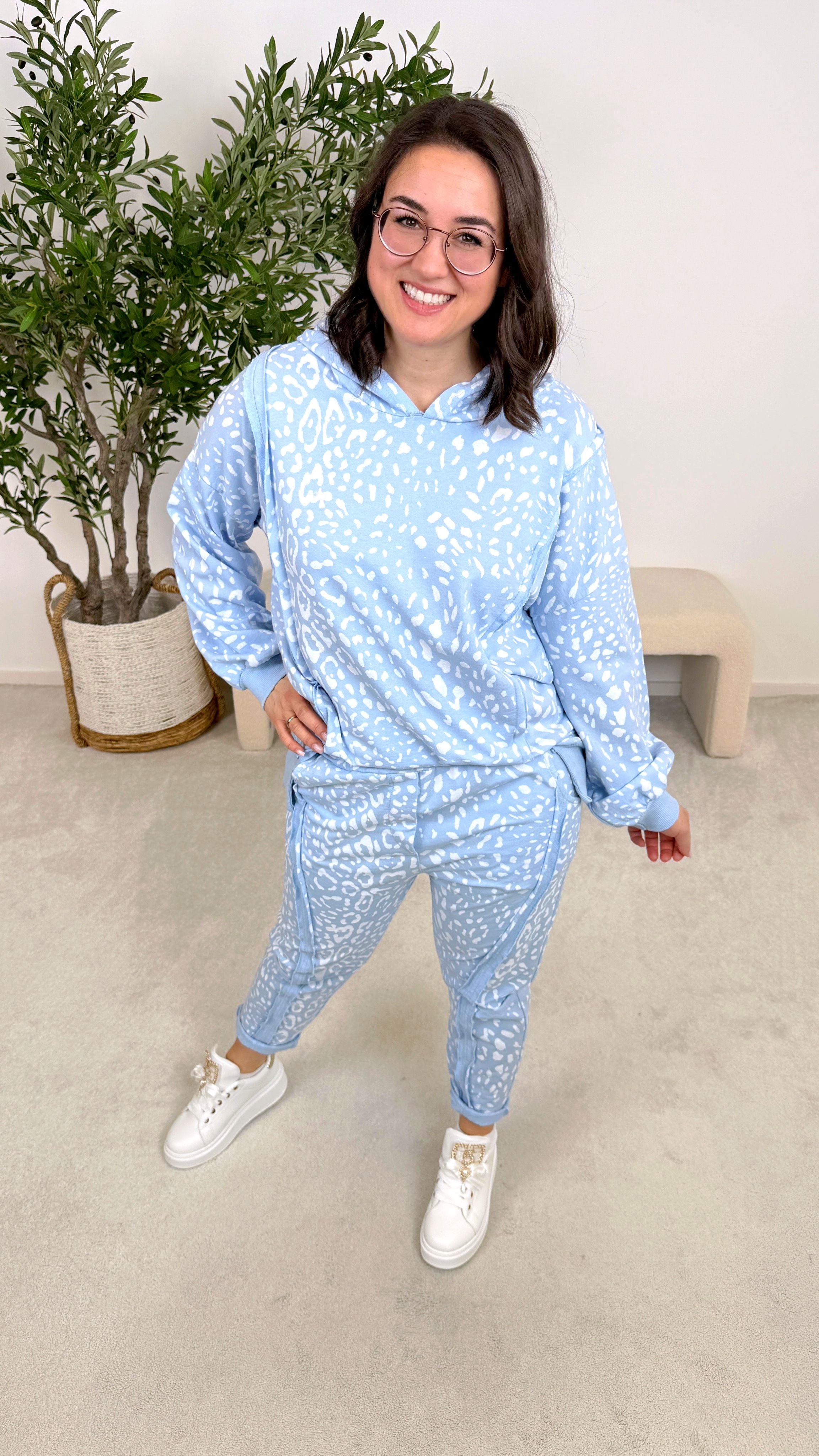 Hoodie Wild Lounge *Blau*