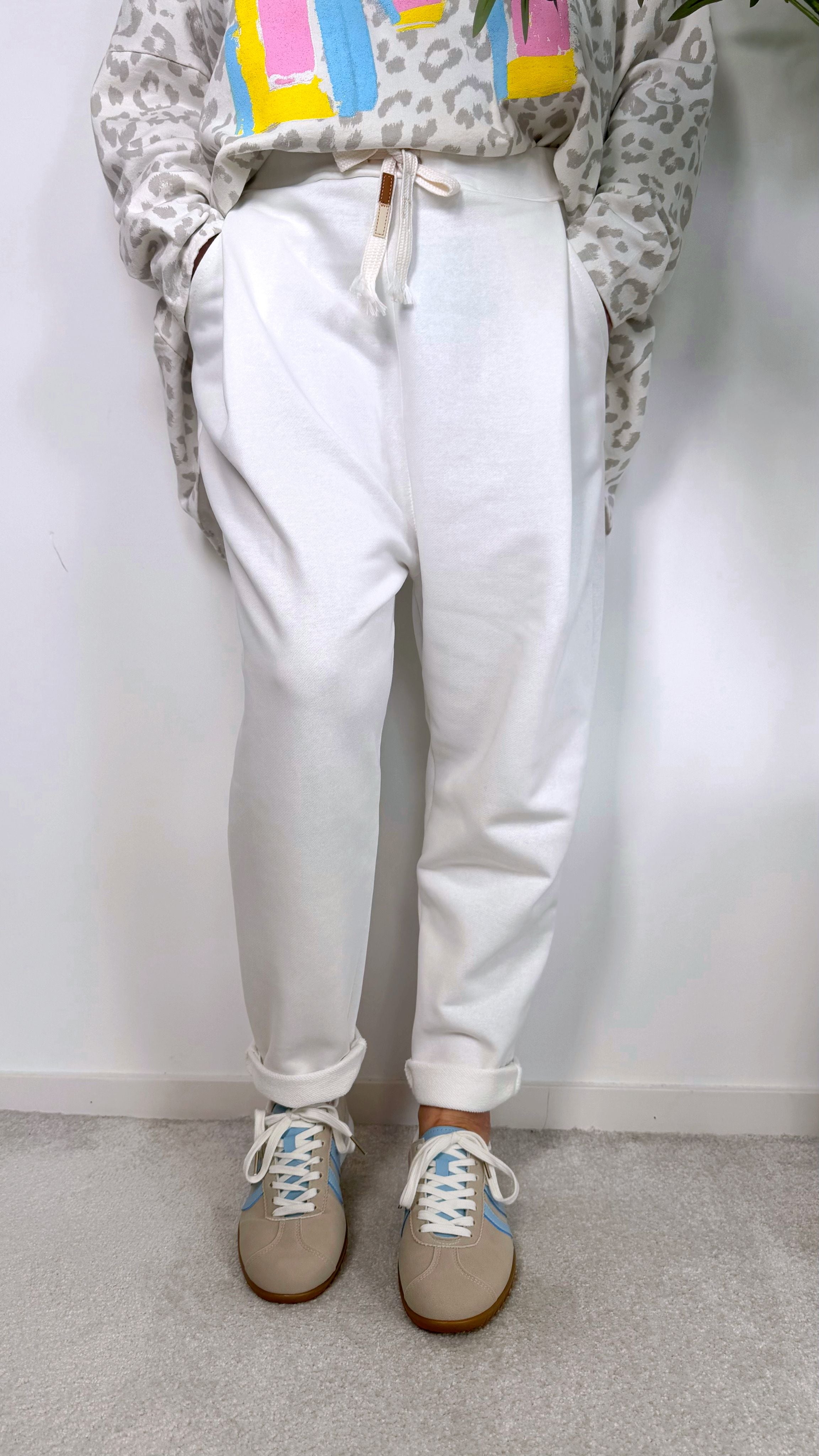 Sweathose Own Your Power *Weiß*