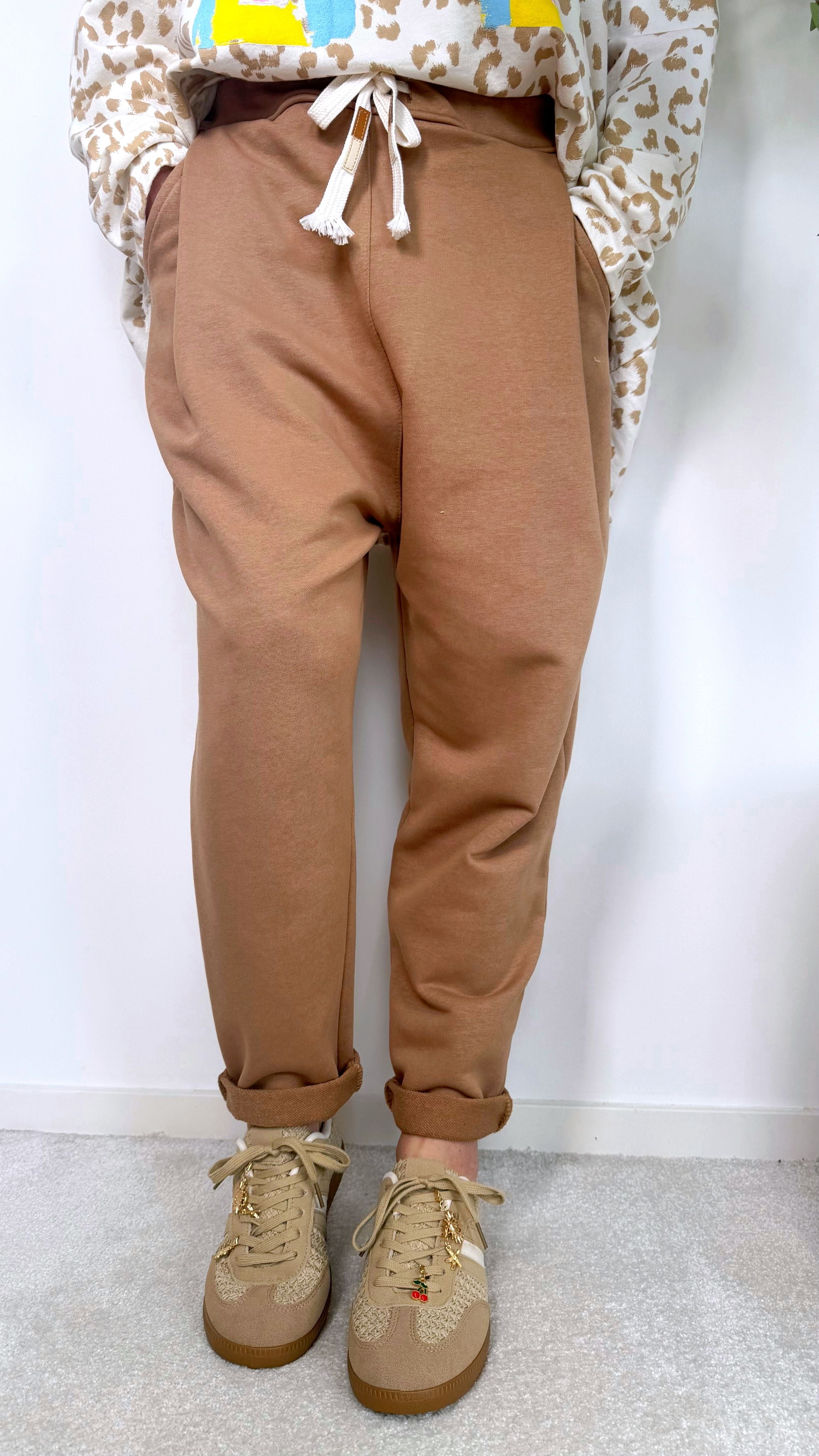 Sweathose Own Your Power *Camel*