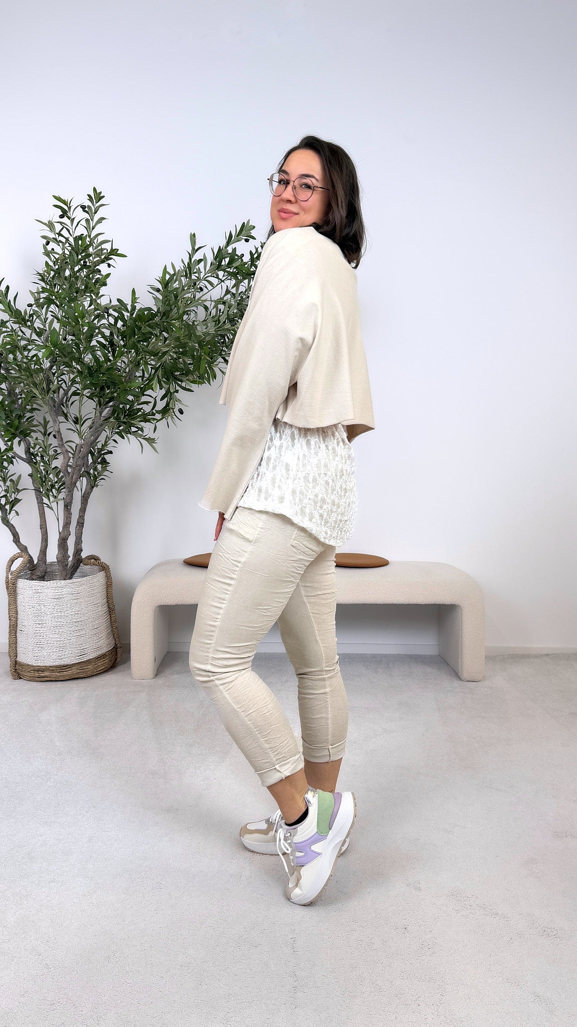 Kurzes Sweatshirt Cool Cut *Beige*