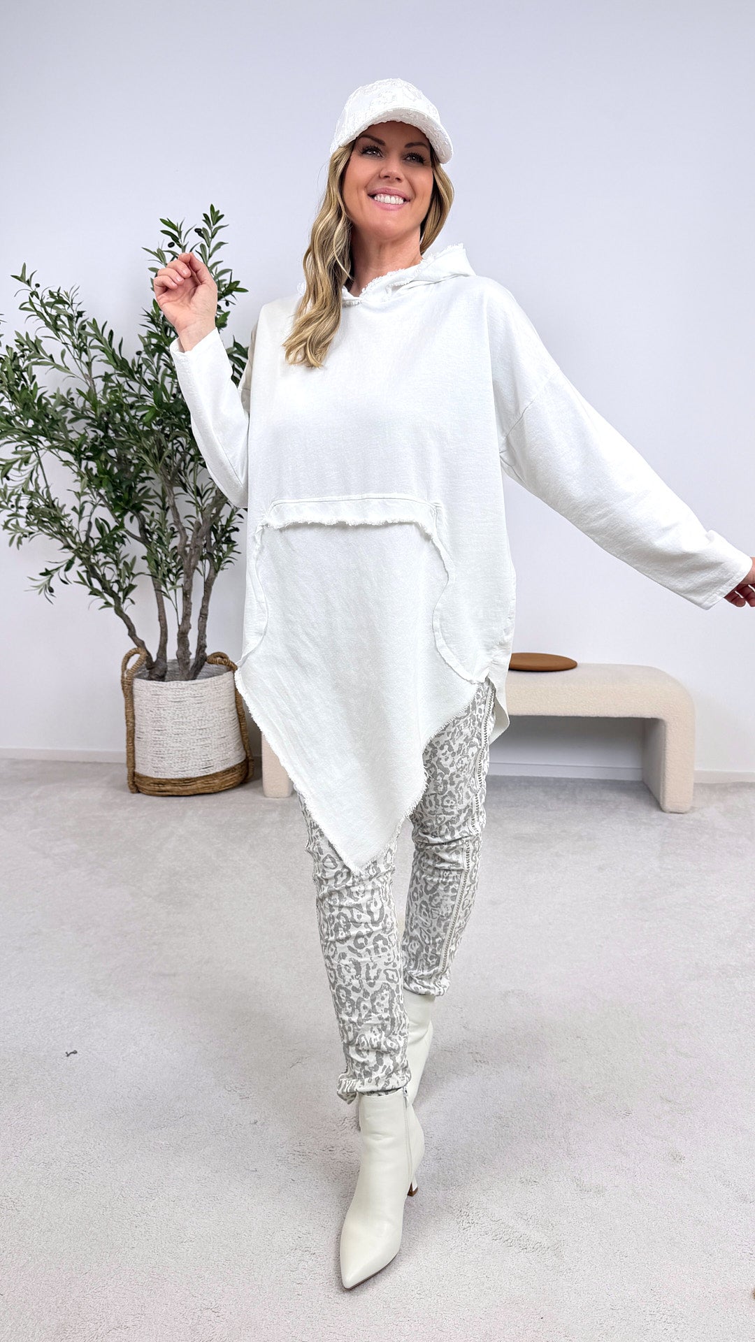 Jogpants Broken Leopard *Weiß*