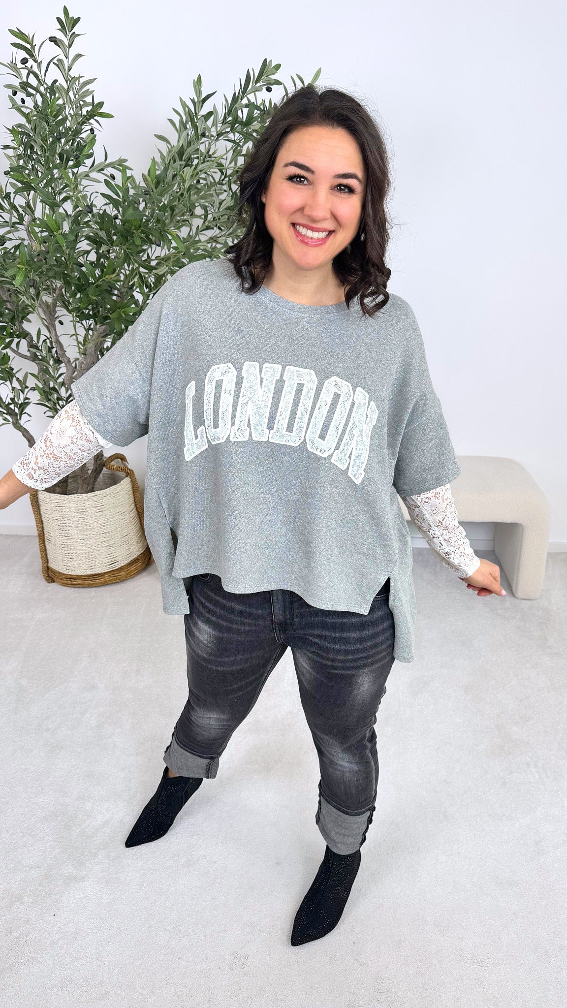 Pullover Metropolitan Lace *Grau*