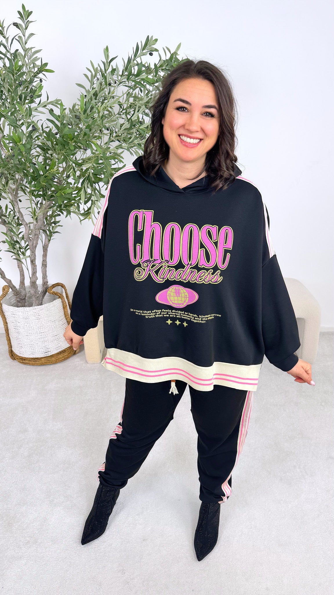 Hoodie Kind Soul *Schwarz*