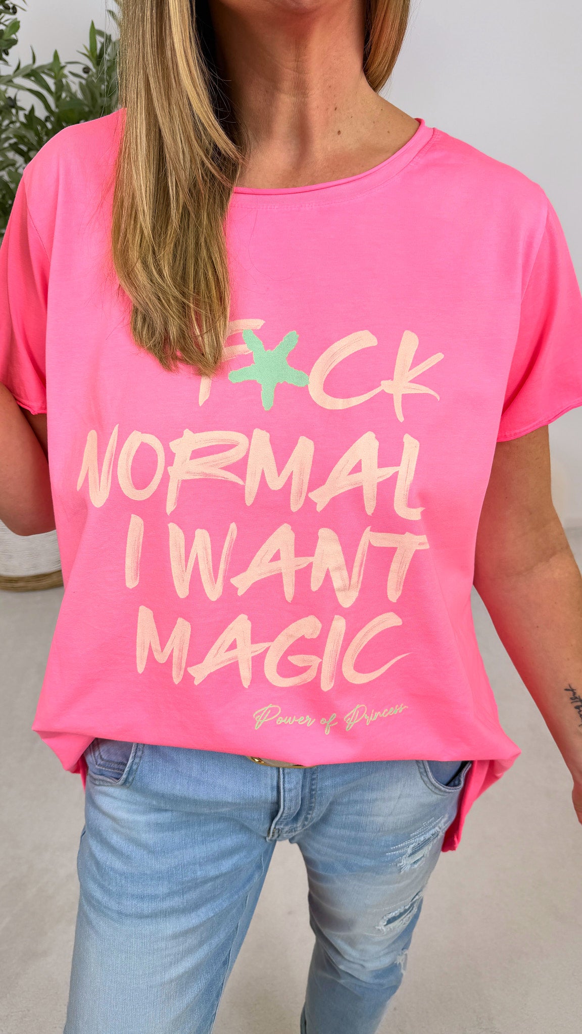 T-Shirt I Want Magic *Neon Pink*