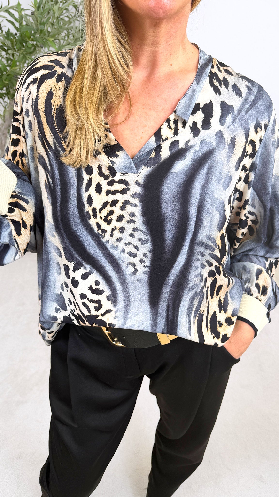 Blusenshirt Animal Muse *Schwarz*