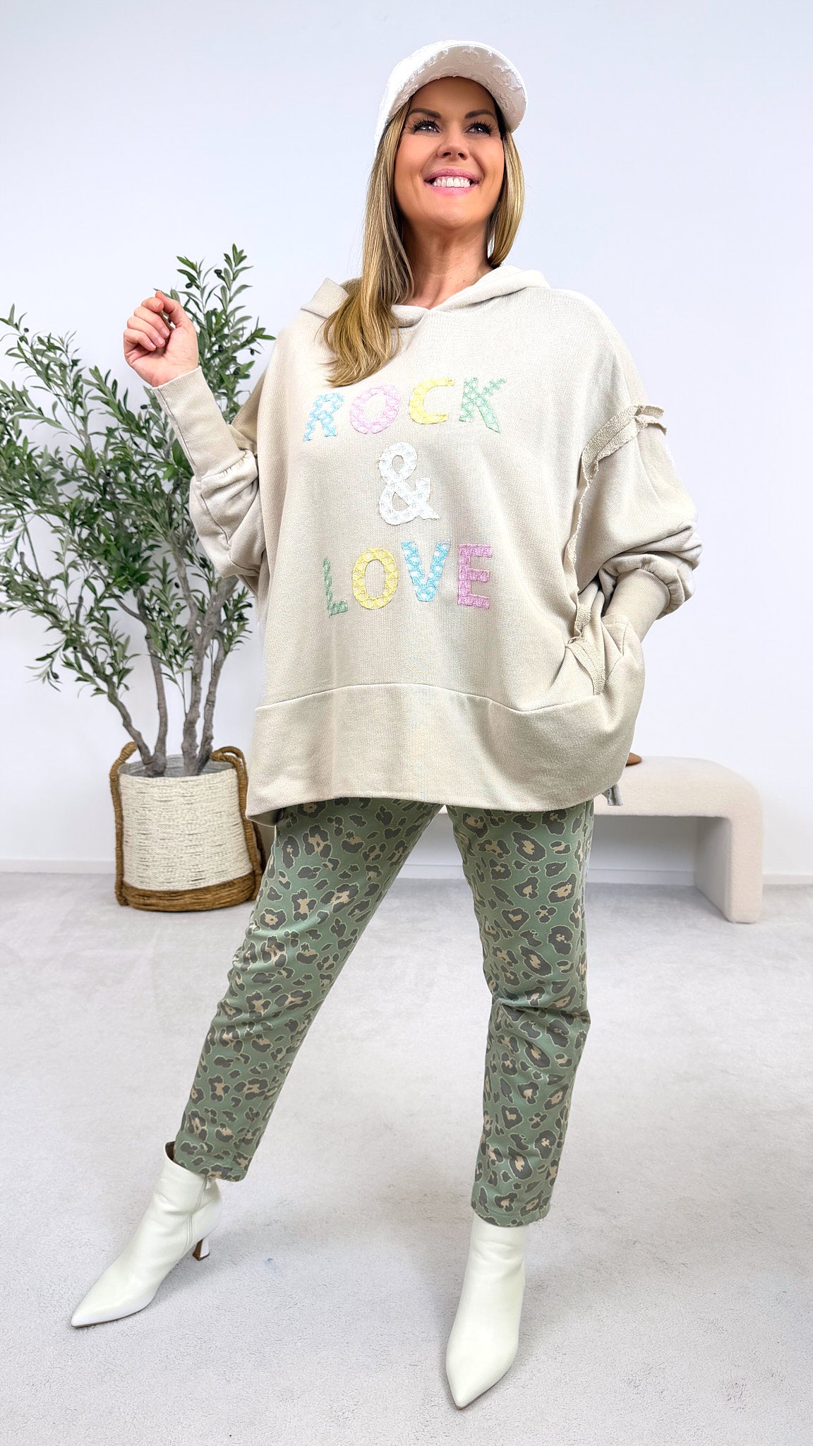 Hoodie Rock & Love *Beige*