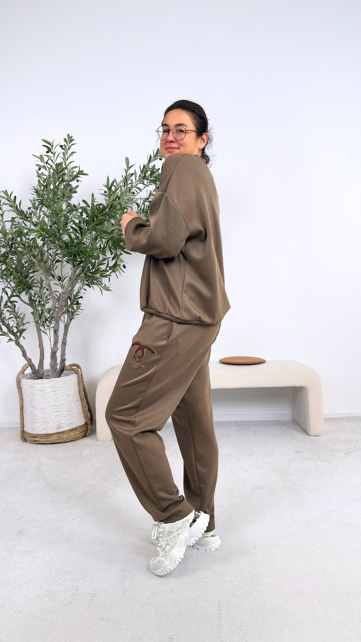 Sweathose Number 5 *Taupe*