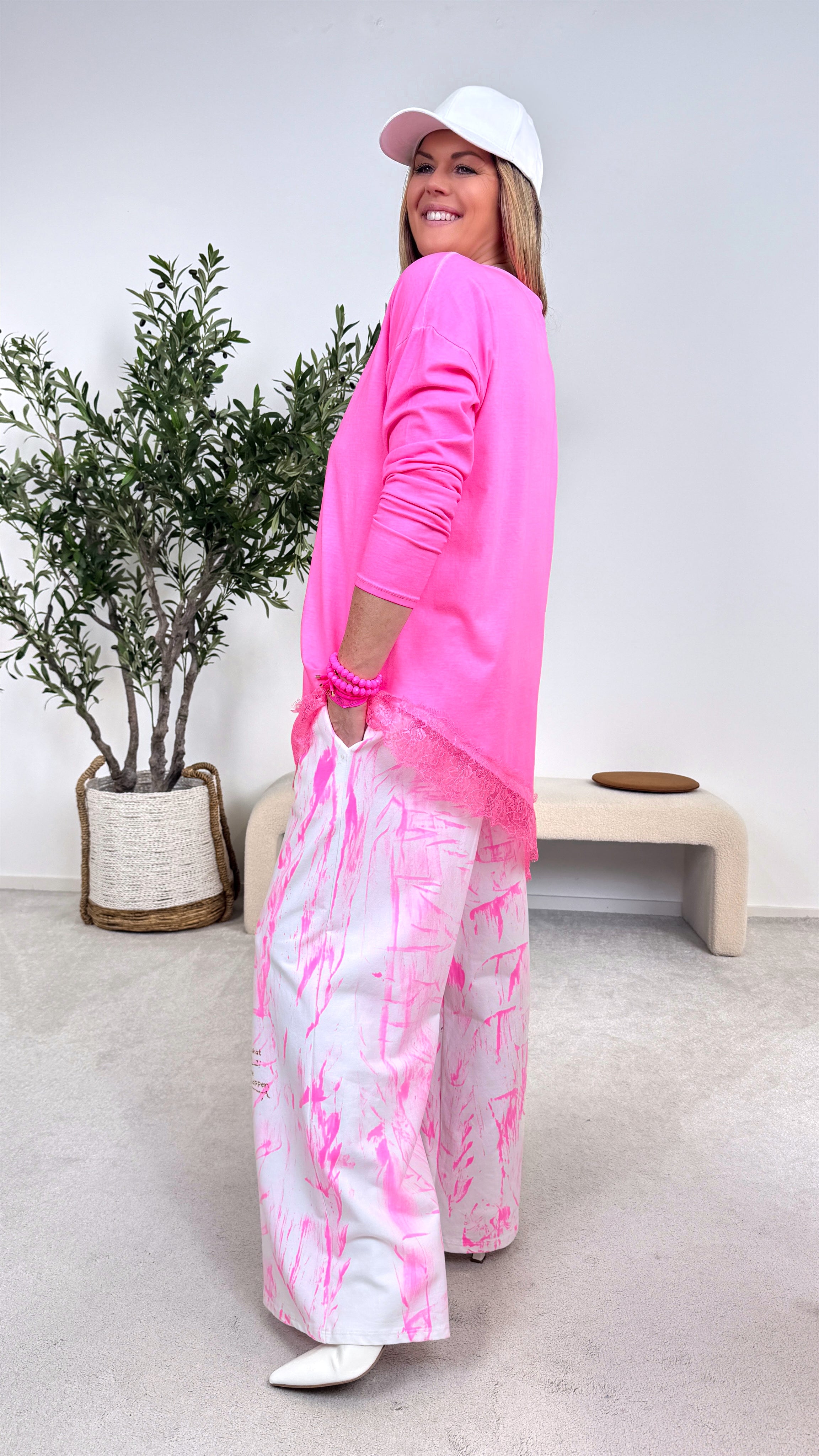 Langarmshirt Easy Fit *Neon Pink*