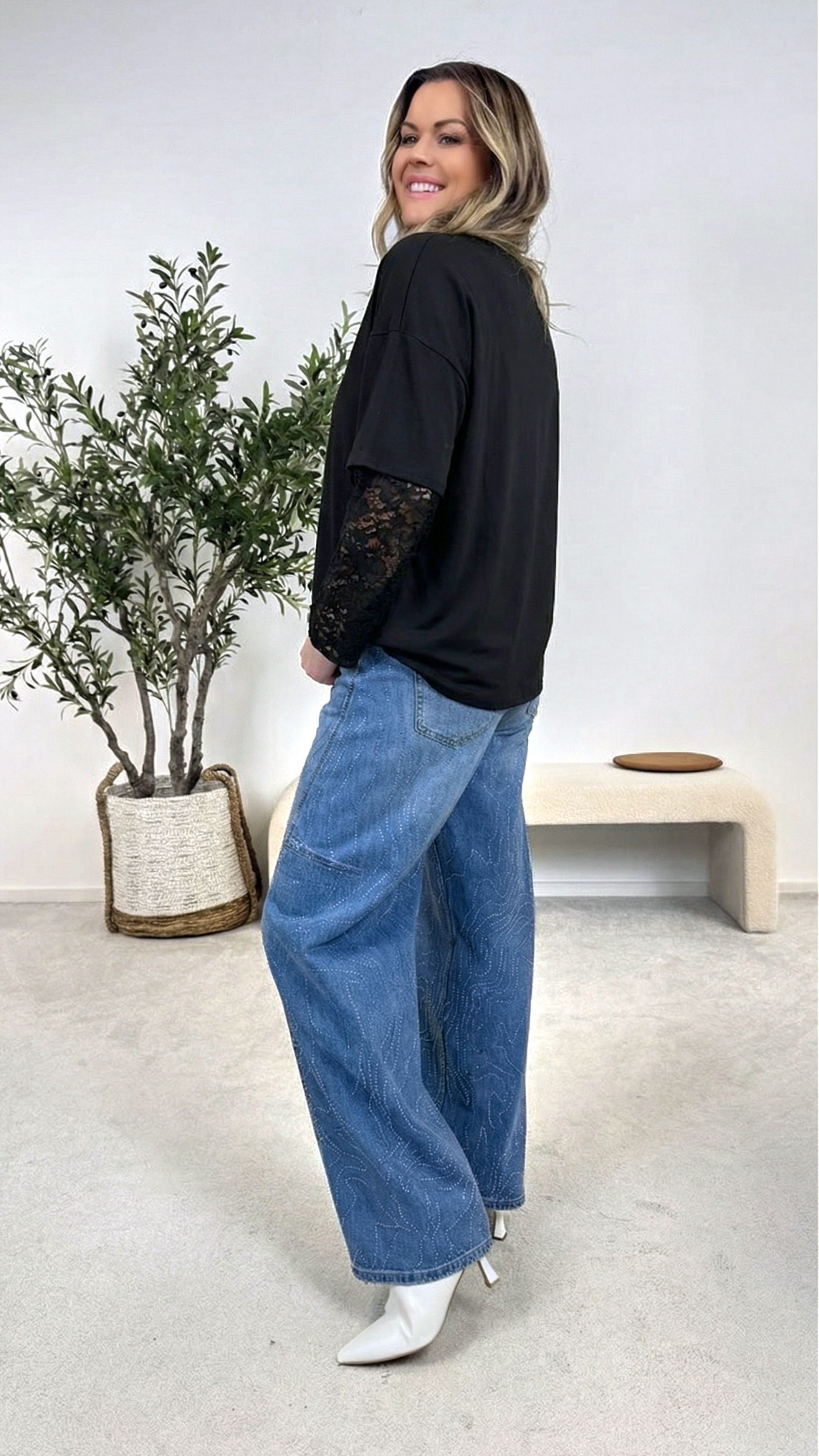 Langarmshirt Daily Blossom *Schwarz*