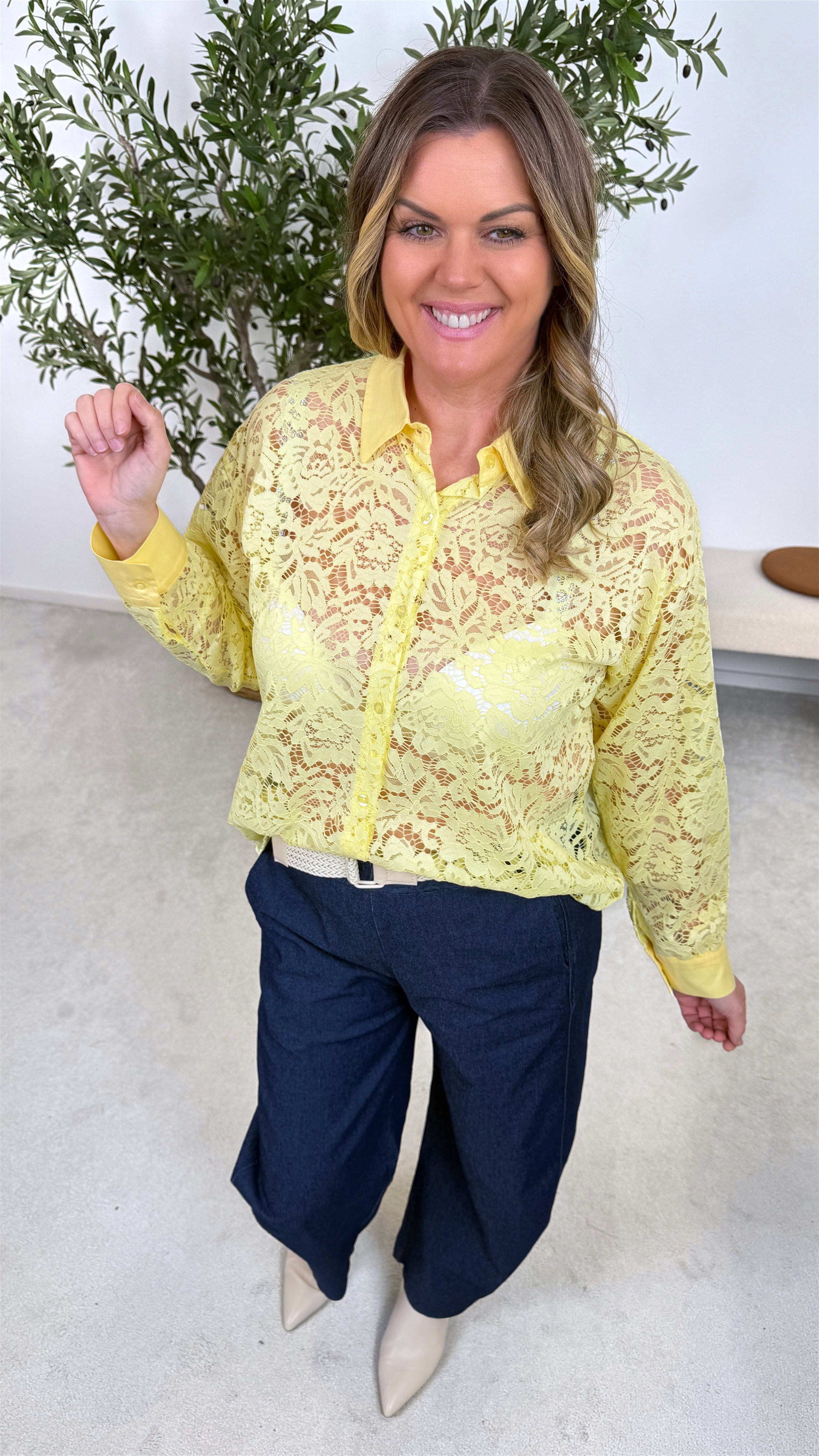Spitzenbluse Delicate Muse *Gelb*