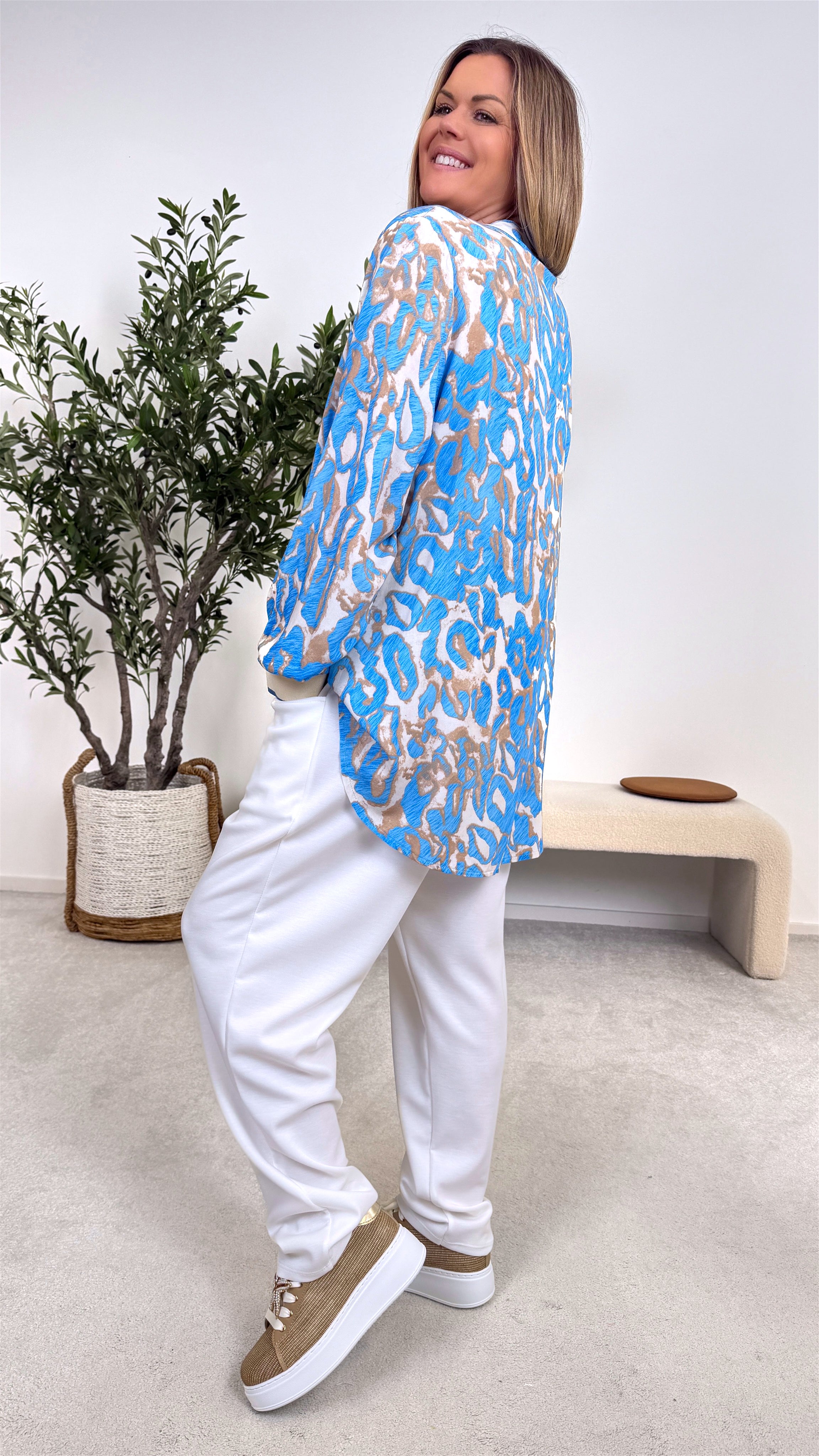 Blusenshirt Untamed Look *Blau*