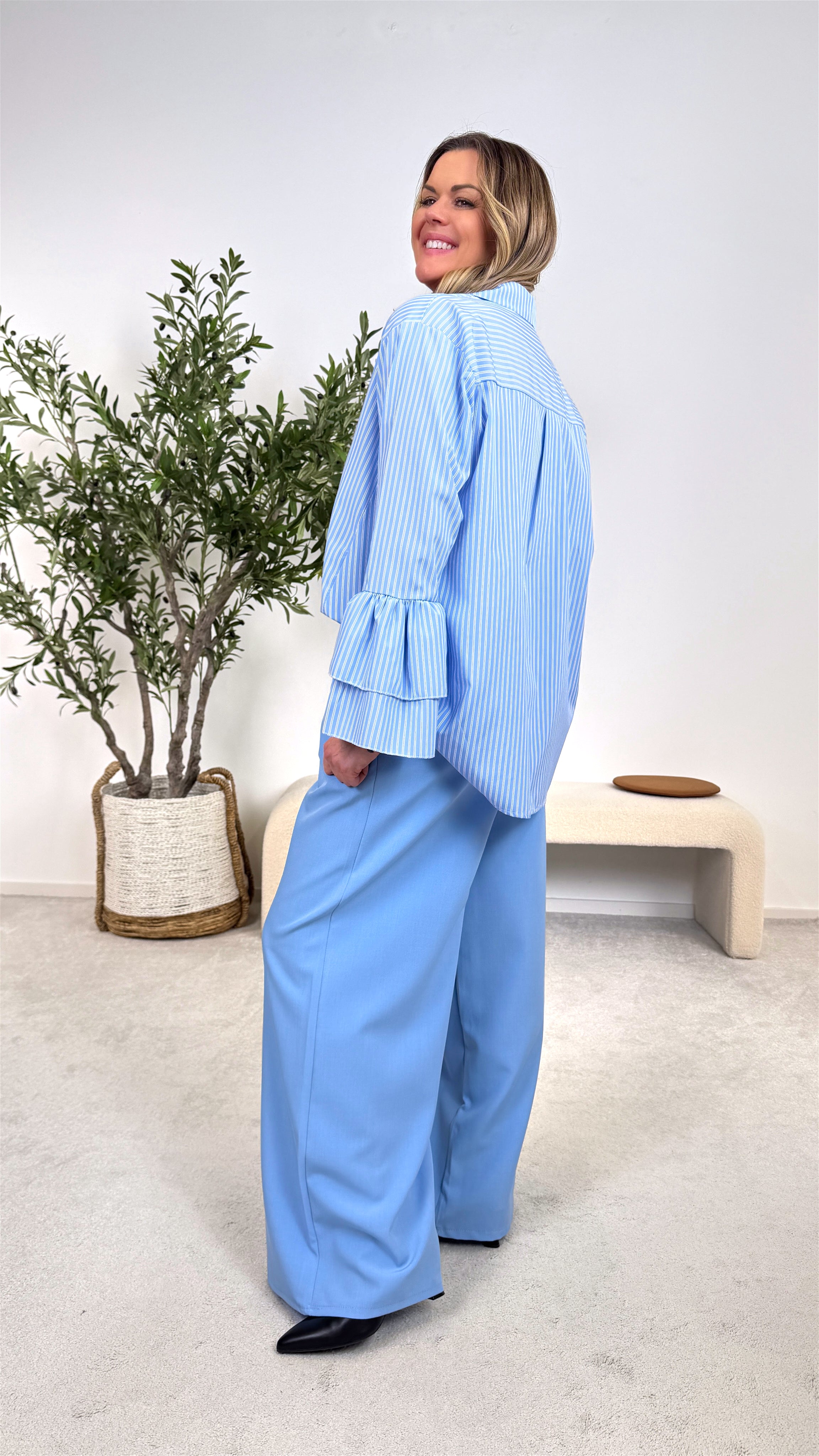 Weite Hose Flowing Muse *Blau*