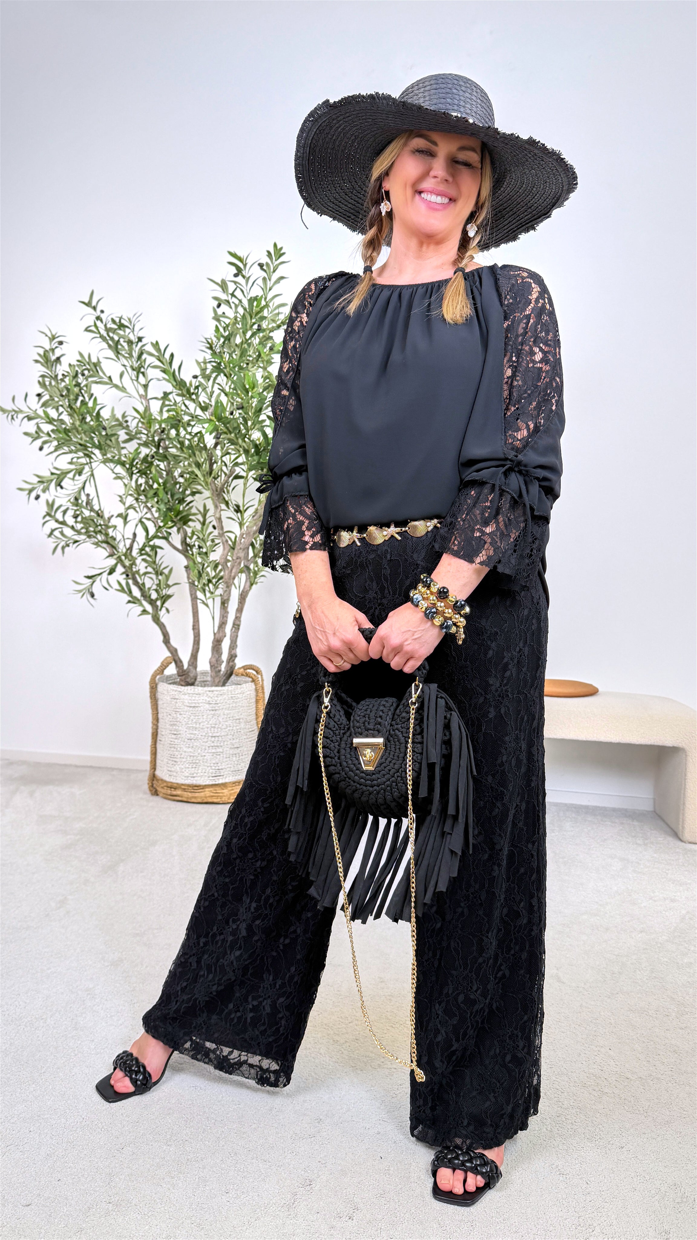 Blusenshirt Dream Elegance *Schwarz* (lieferbar ab 23.3.26)