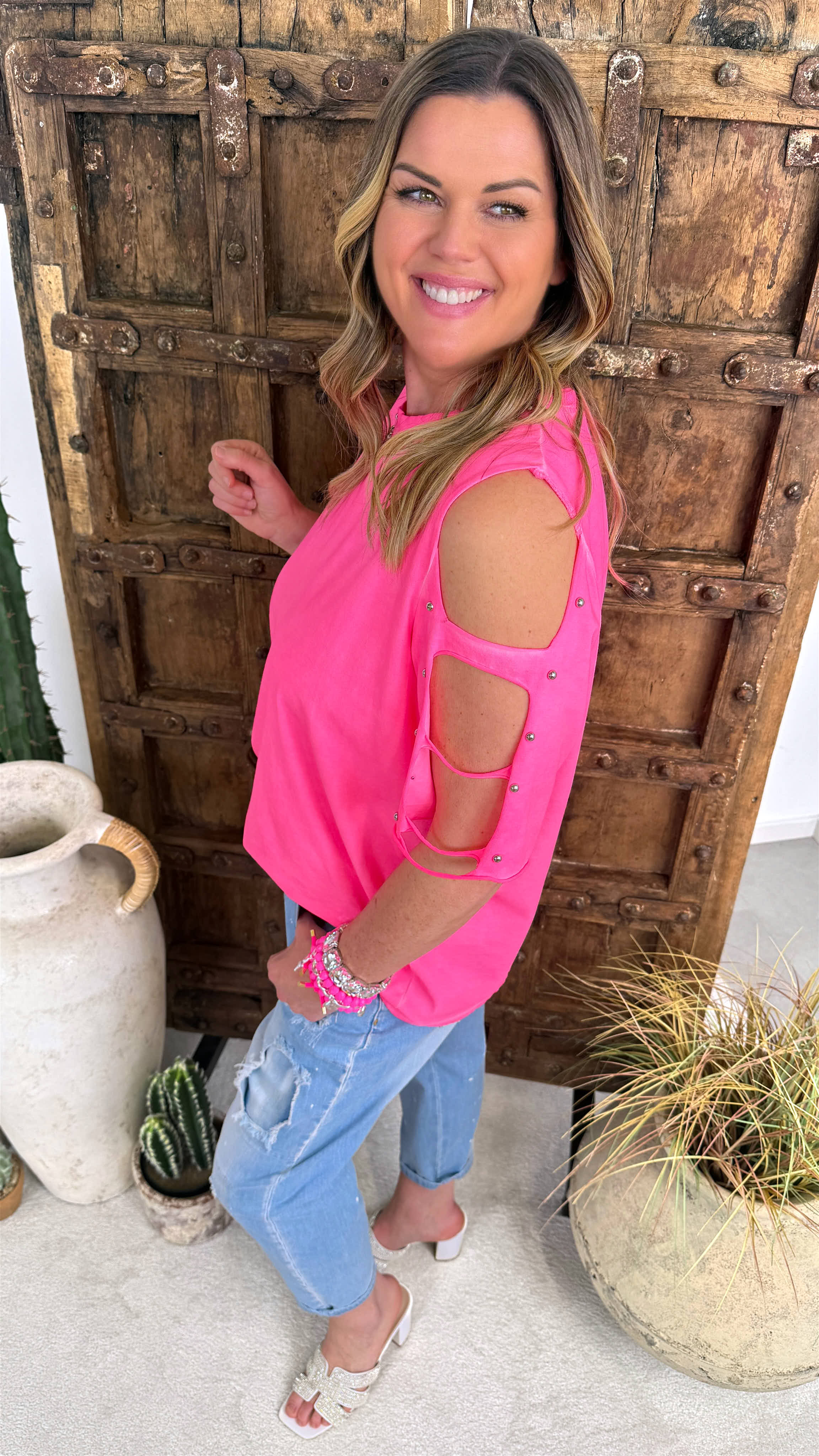 T-Shirt Bold Elegance *Neon Pink*