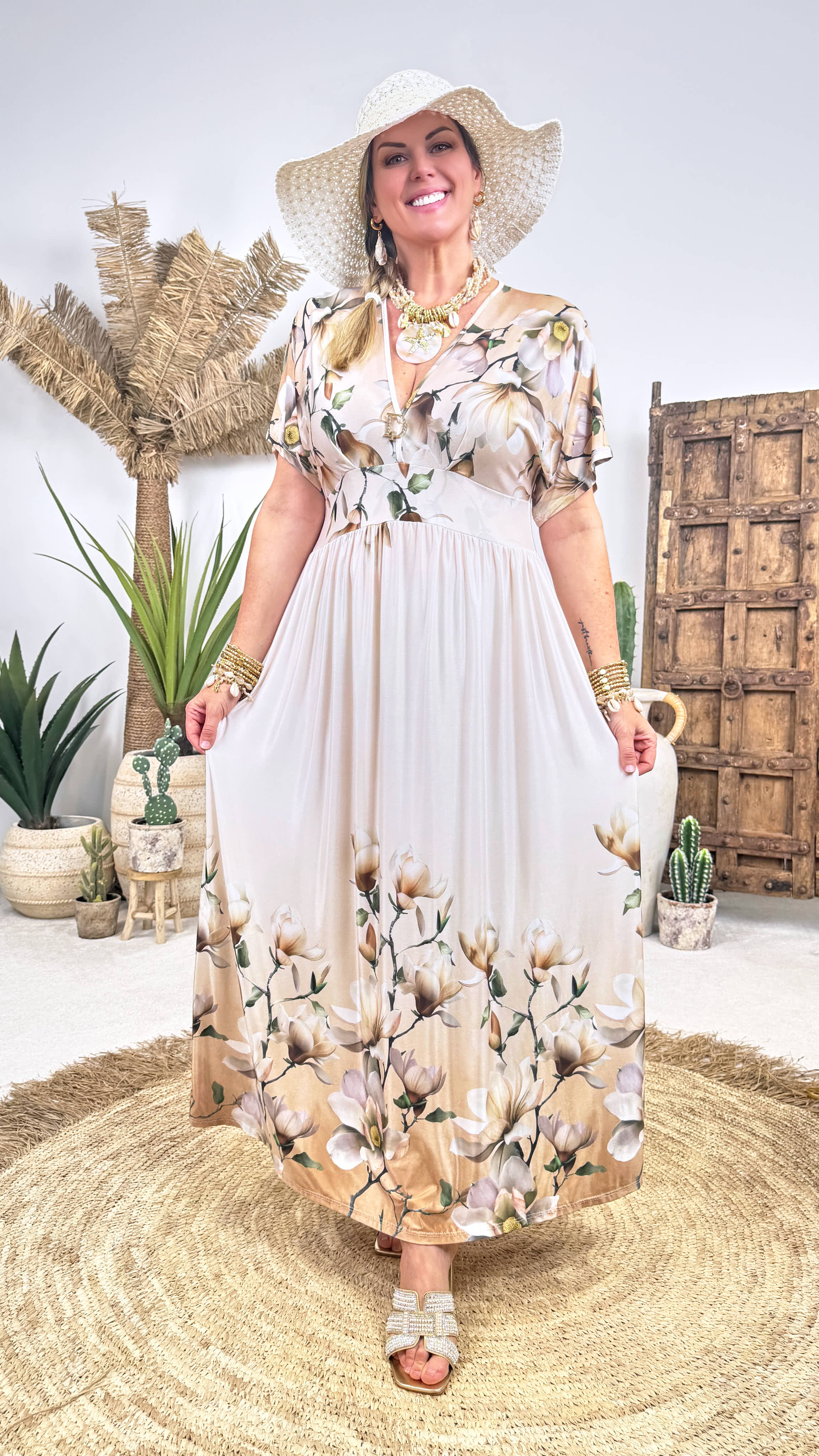 Langes Kleid Blush Blossom *Beige*