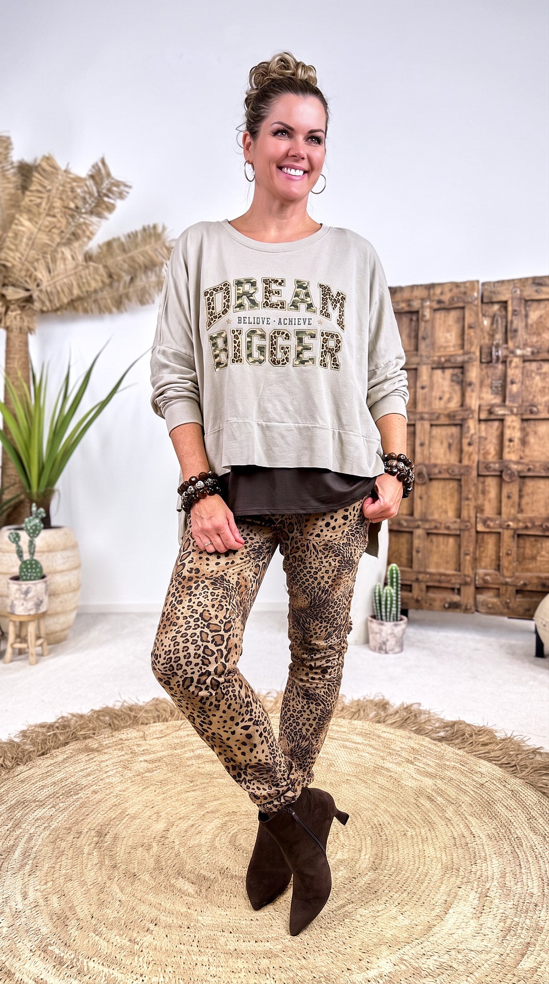 Sweatshirt Dream Bigger *Beige*