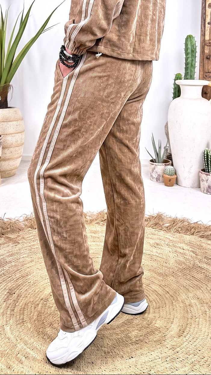 Hose Morello *Camel*