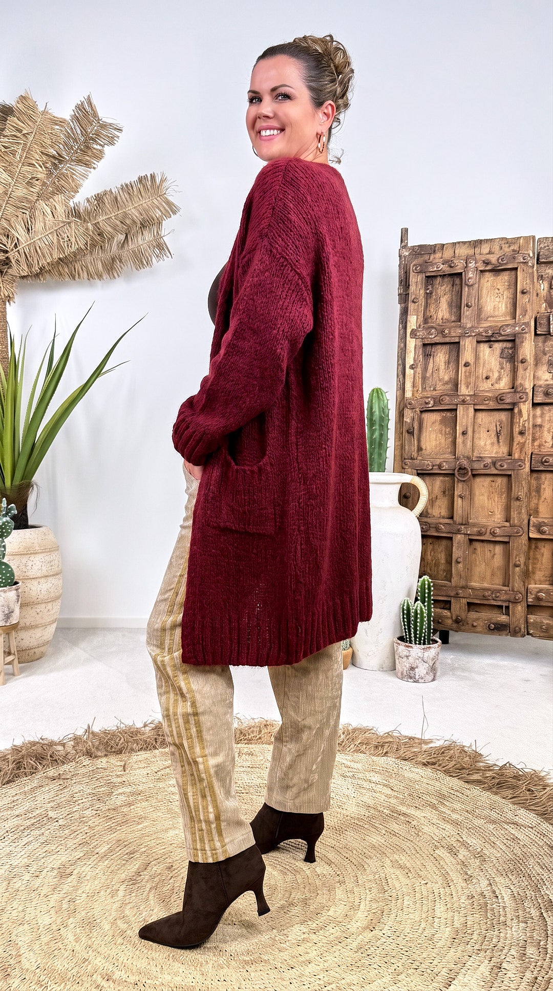 Lange Strickjacke Brúnn *Bordeaux*