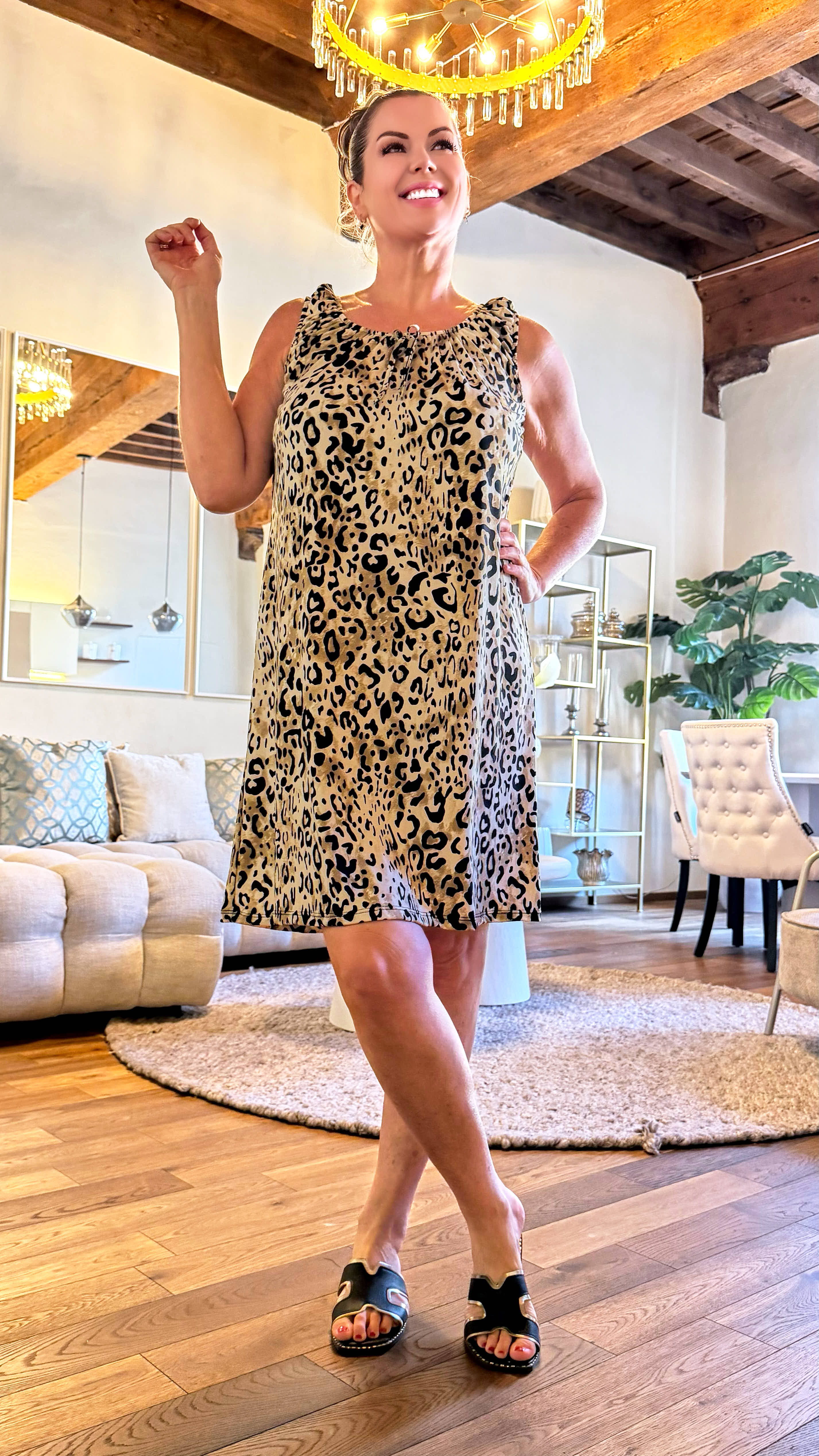 Kurzes Kleid Soft Wild