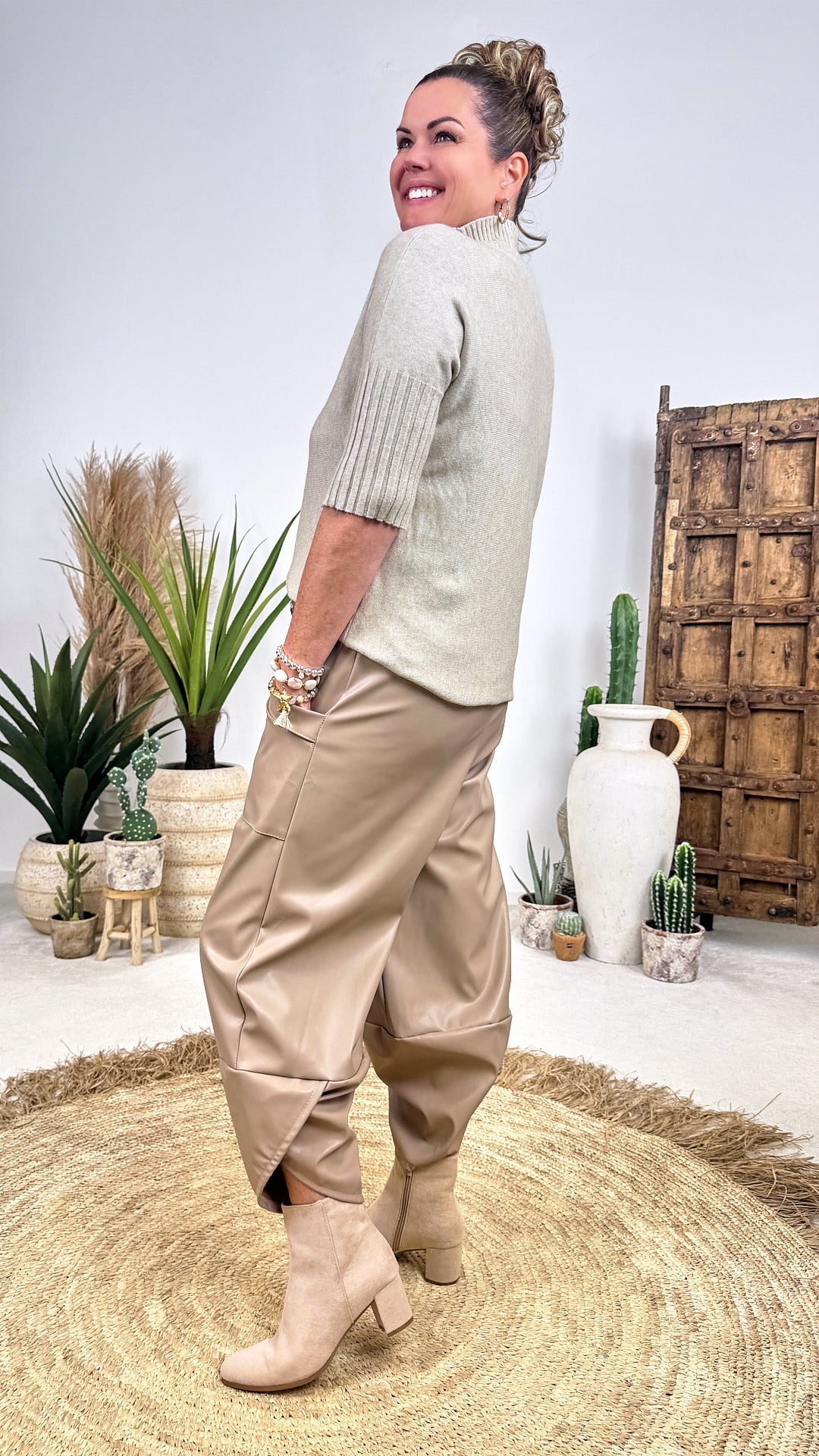 Rollkragen-Pullover Rachel *Beige*