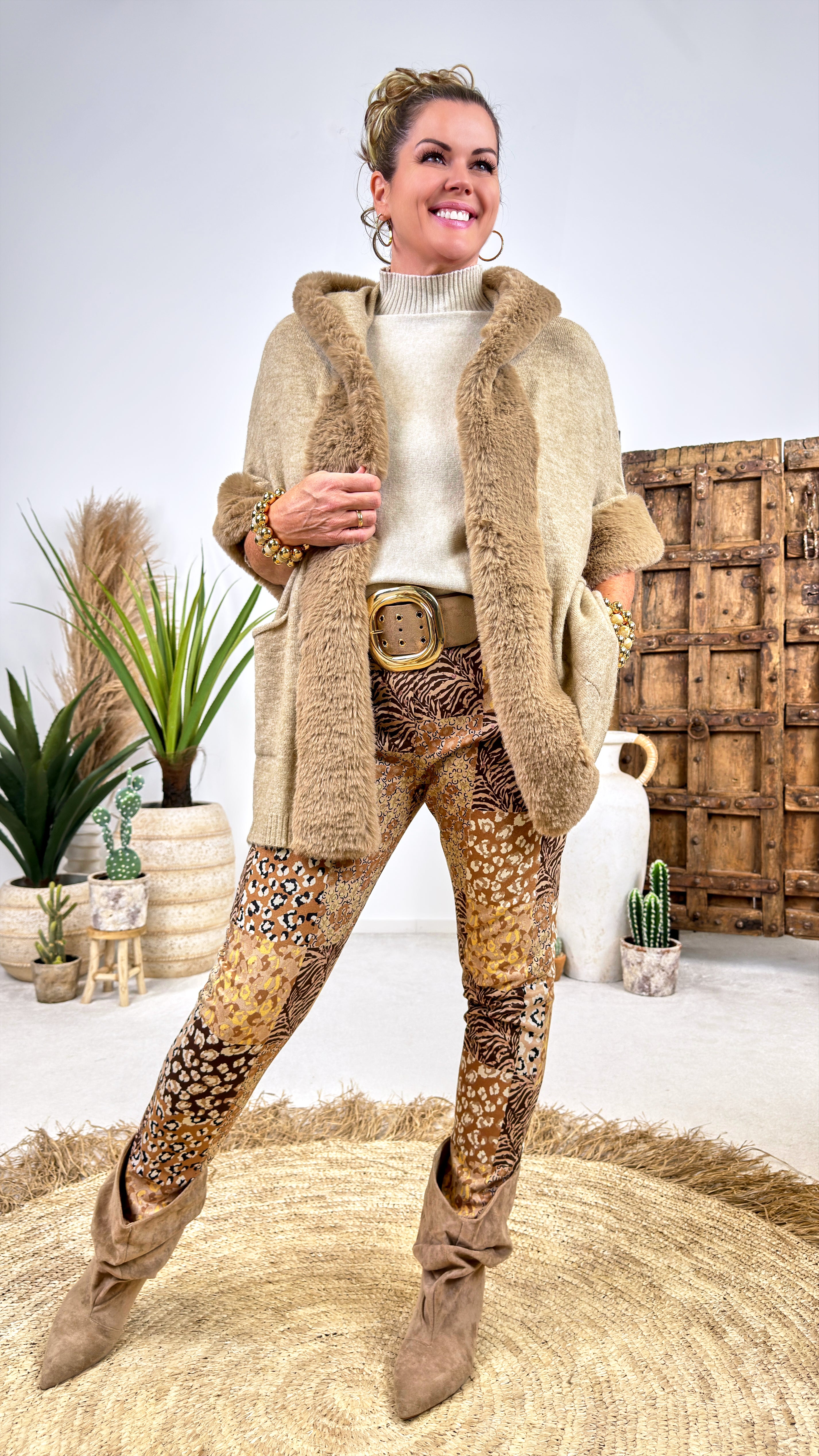 Strick-Cardigan Vellichor *Camel-Hell*
