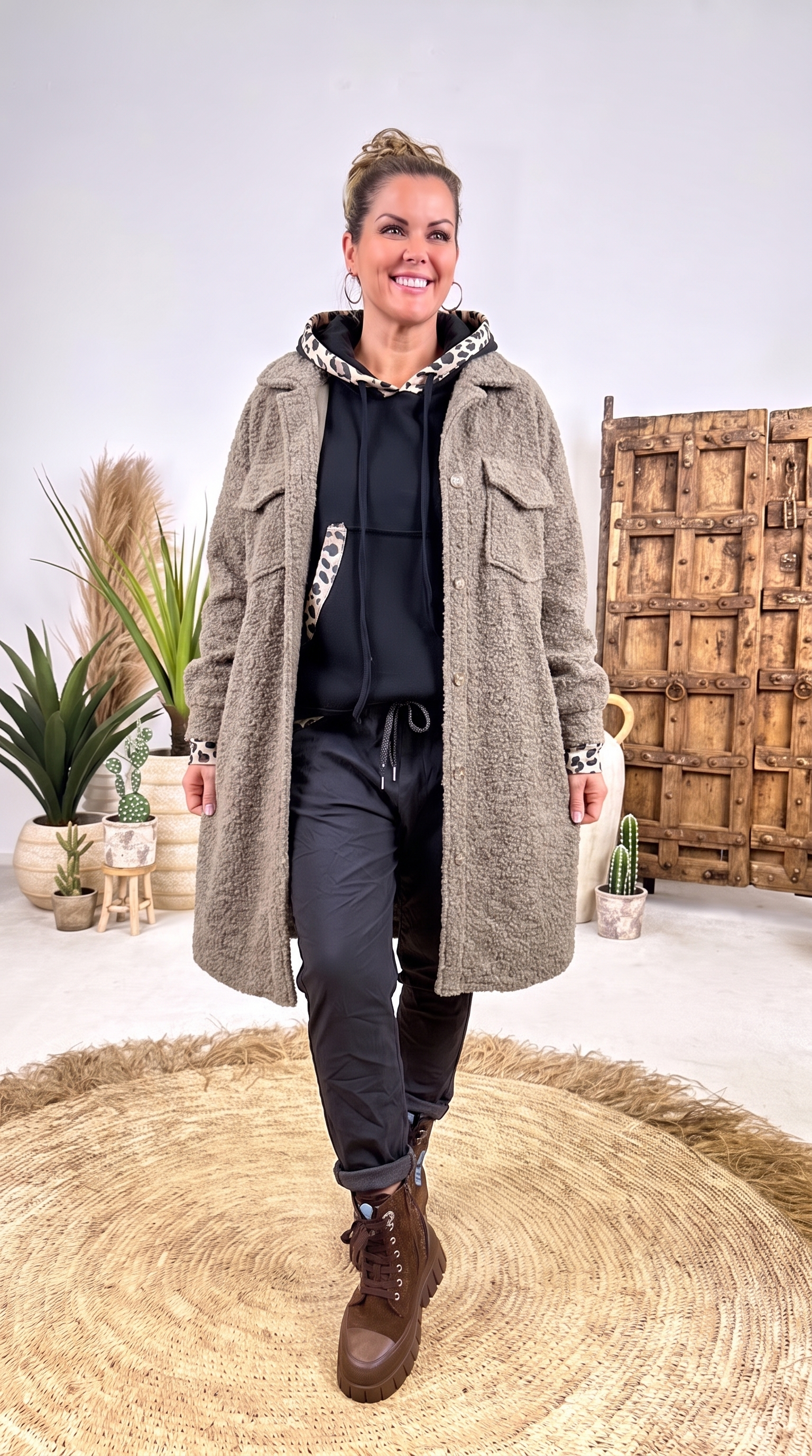 Mantel Boucle Luxe *Taupe*