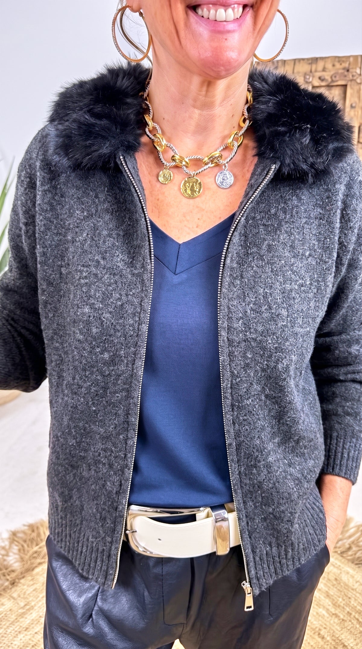 Strickjacke Frostmoor *Anthrazit*
