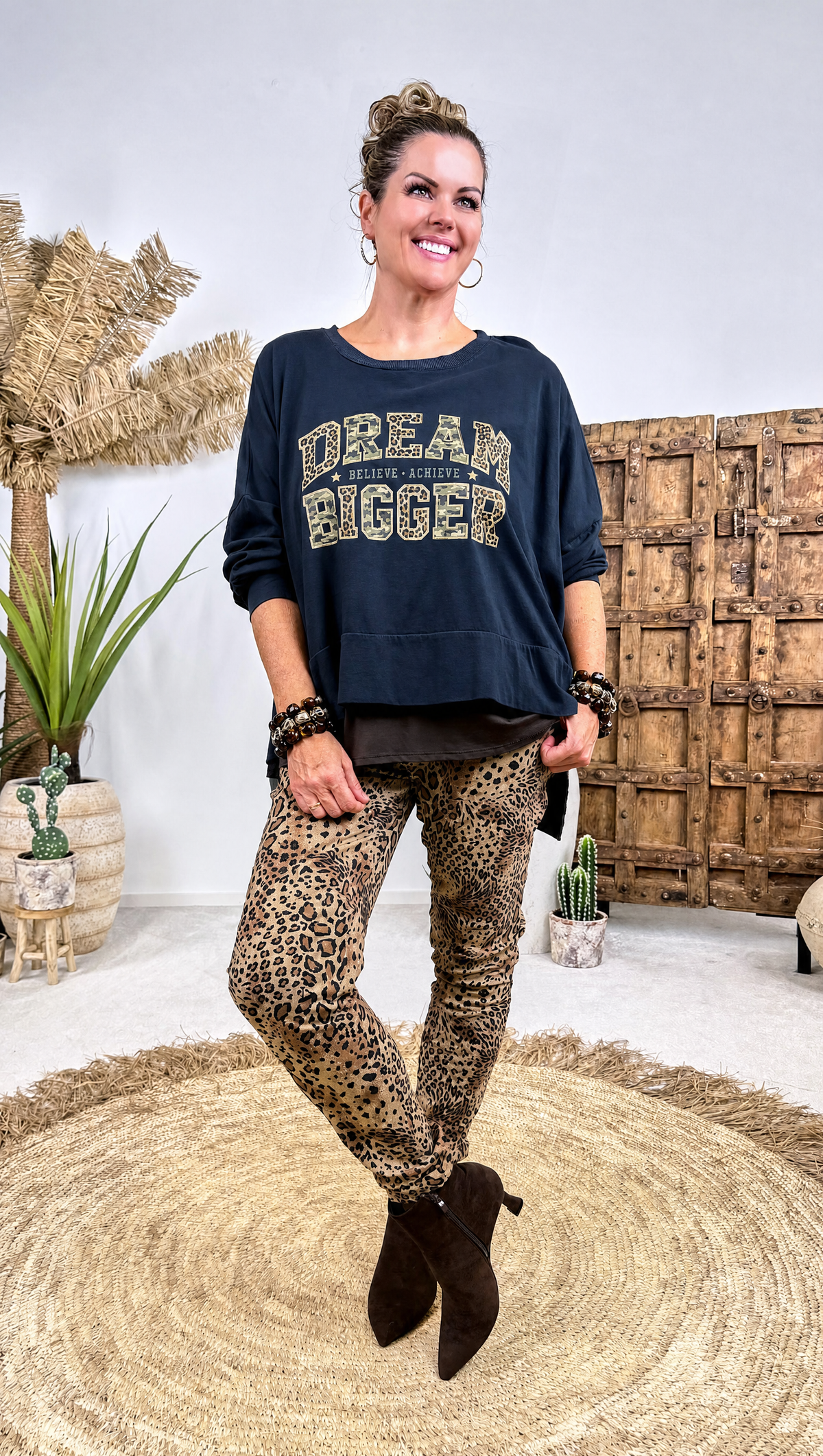 Sweatshirt Dream Bigger *Schwarz*