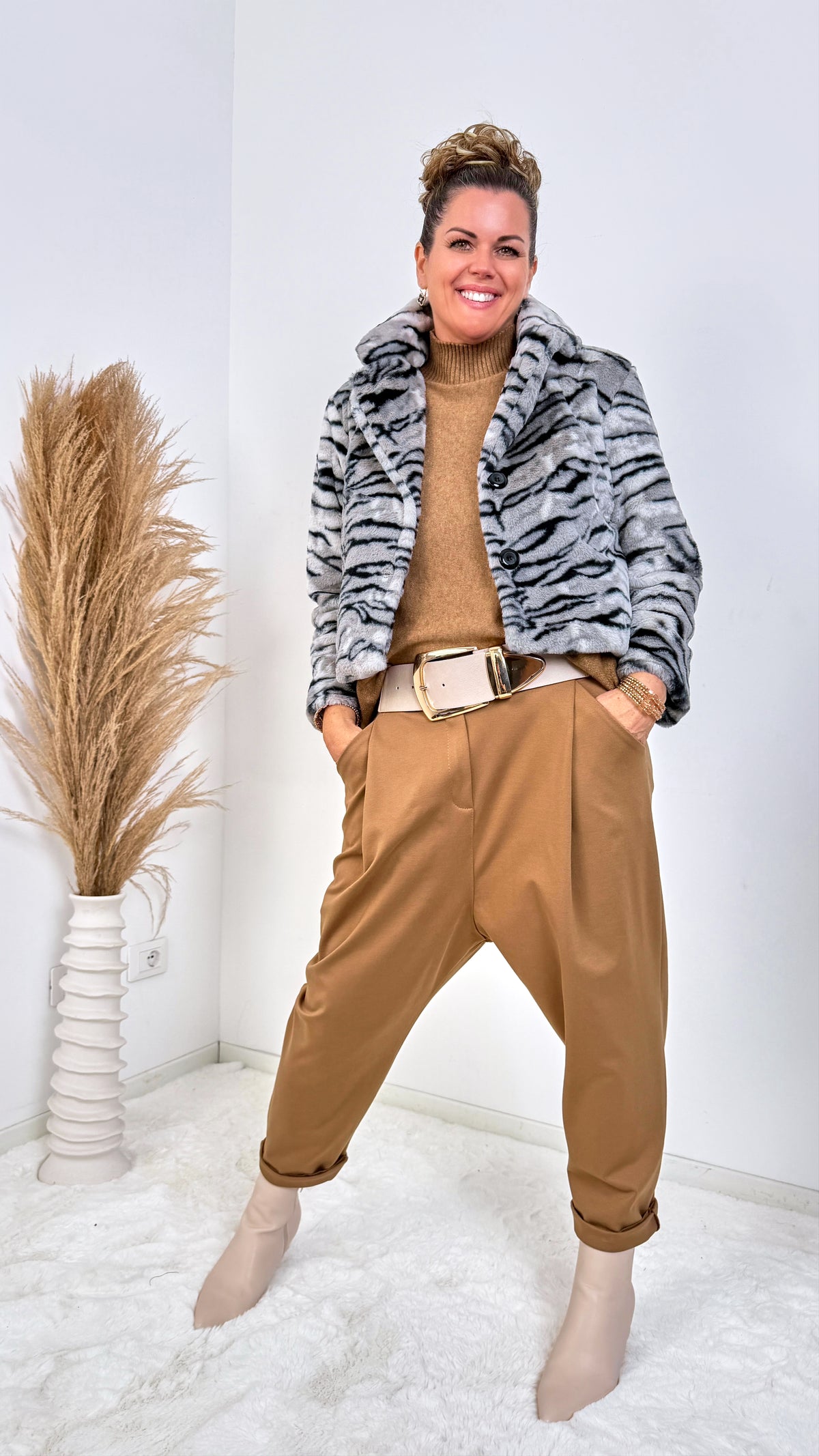 Kunstfell Jacke Amber Wild *Grau*