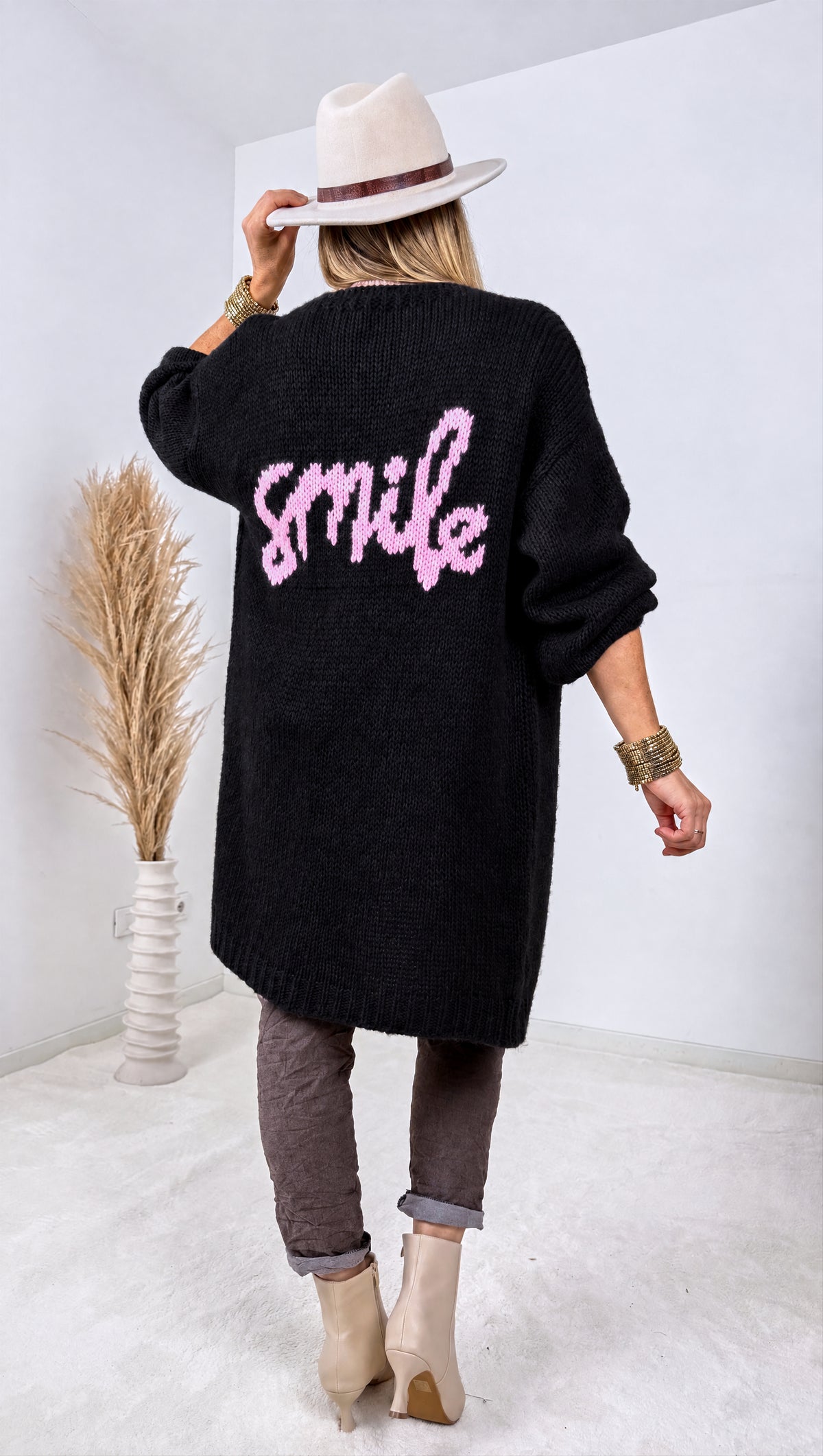 Strickjacke Smile *Schwarz*