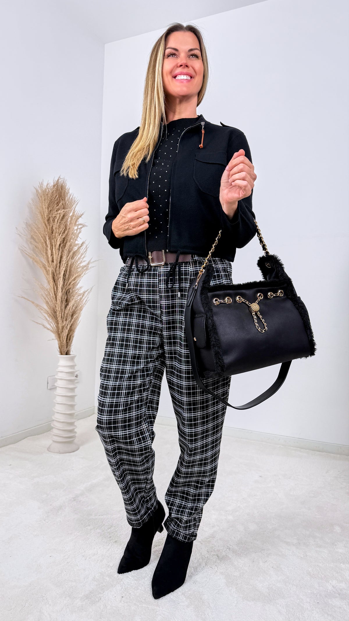 Strickjacke Vesna *Schwarz*