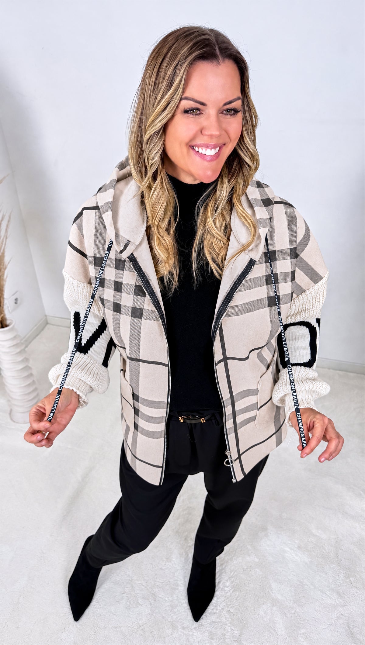 Sweatjacke Rustic Fields *Beige*