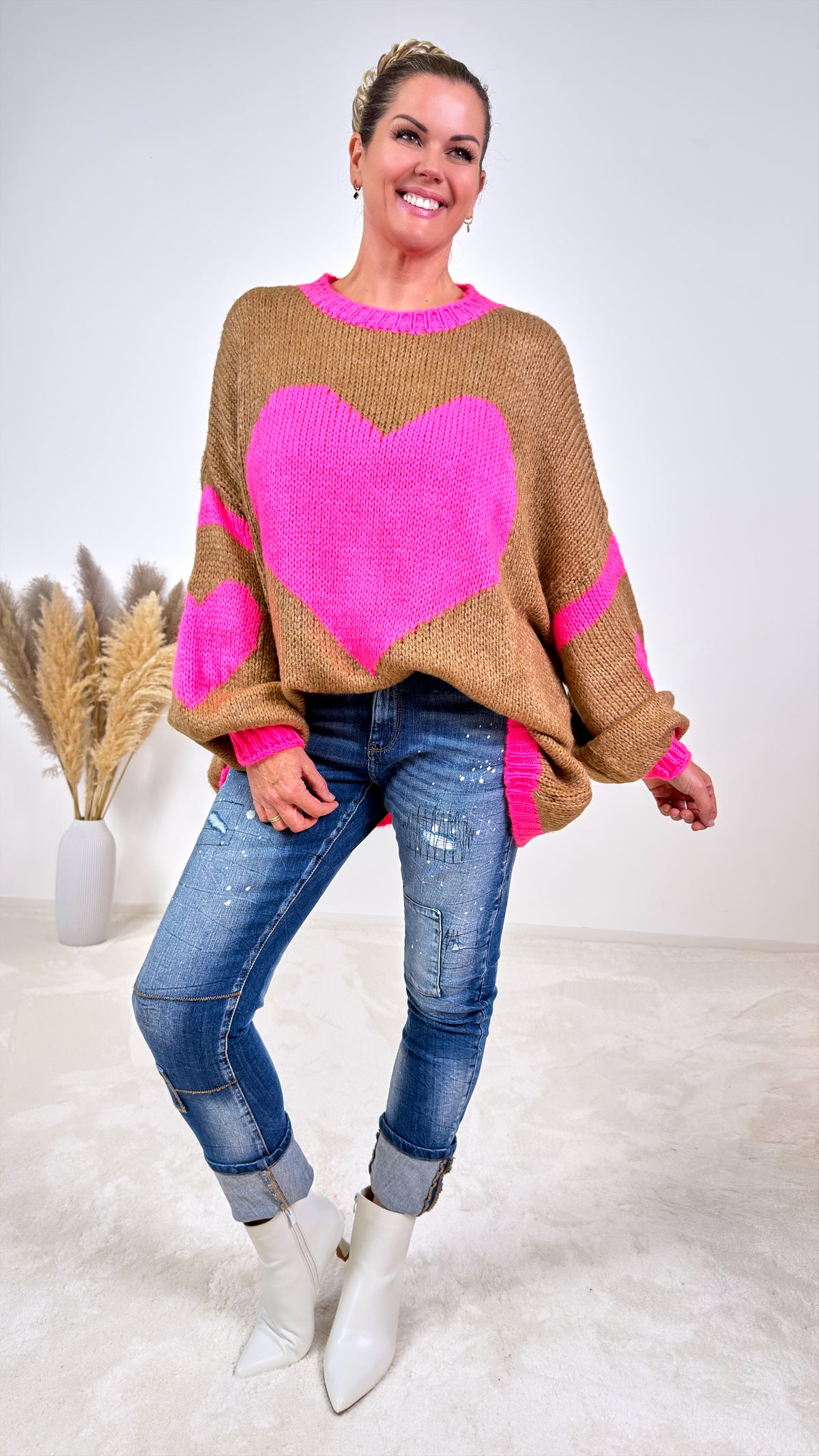 Strickpullover Herzfeuer *Camel/Neon-Pink*