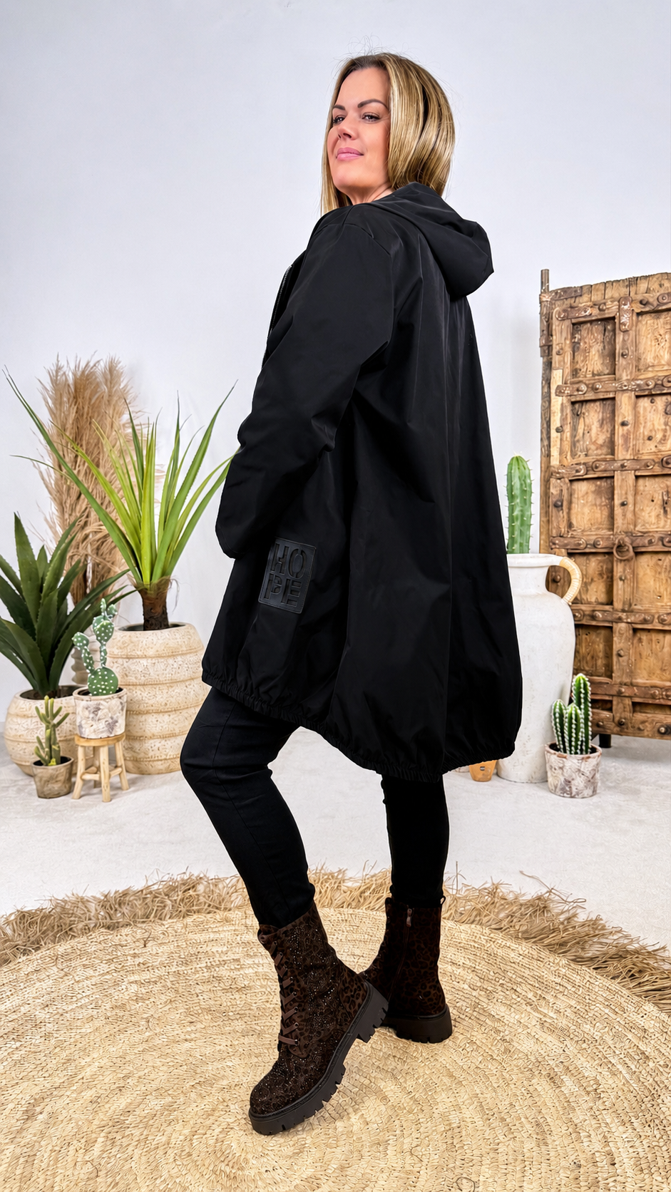 Dünne Jacke Lyra *Schwarz* (lieferbar ab 28.8.26)