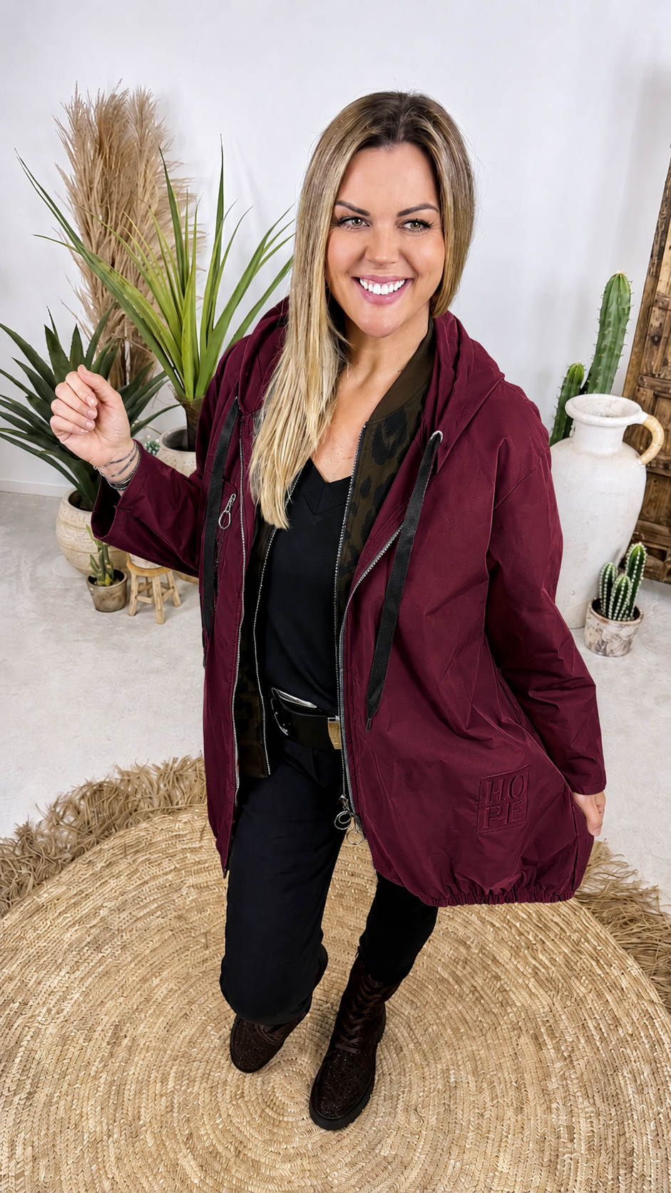 Dünne Jacke Lyra *Bordauex* (lieferbar ab 28.8.26)