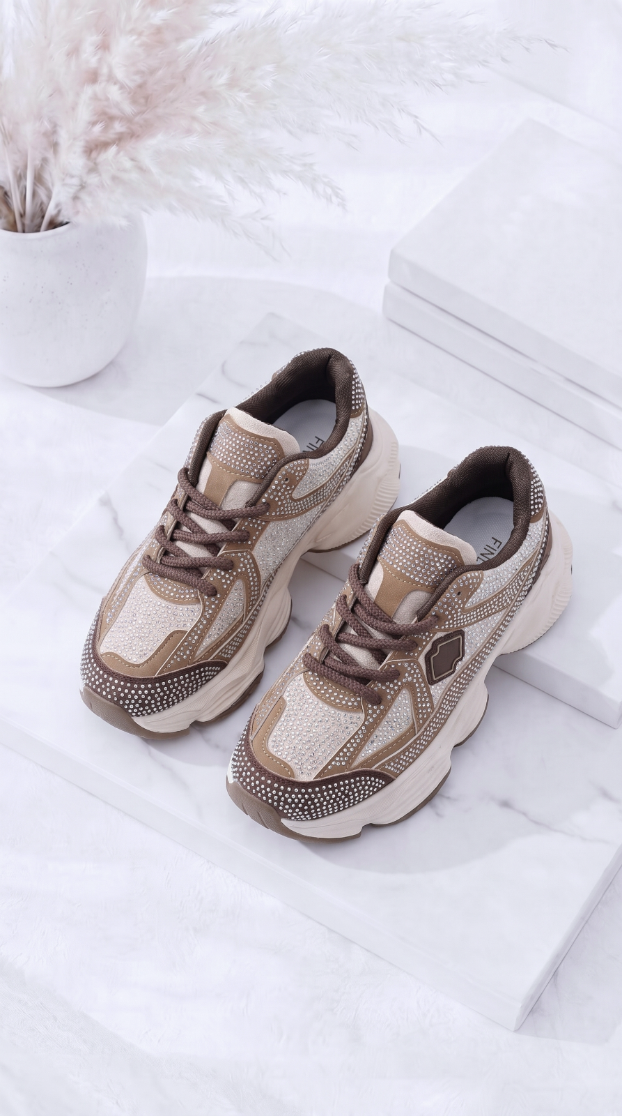 Sneaker City Spark *Schoko*