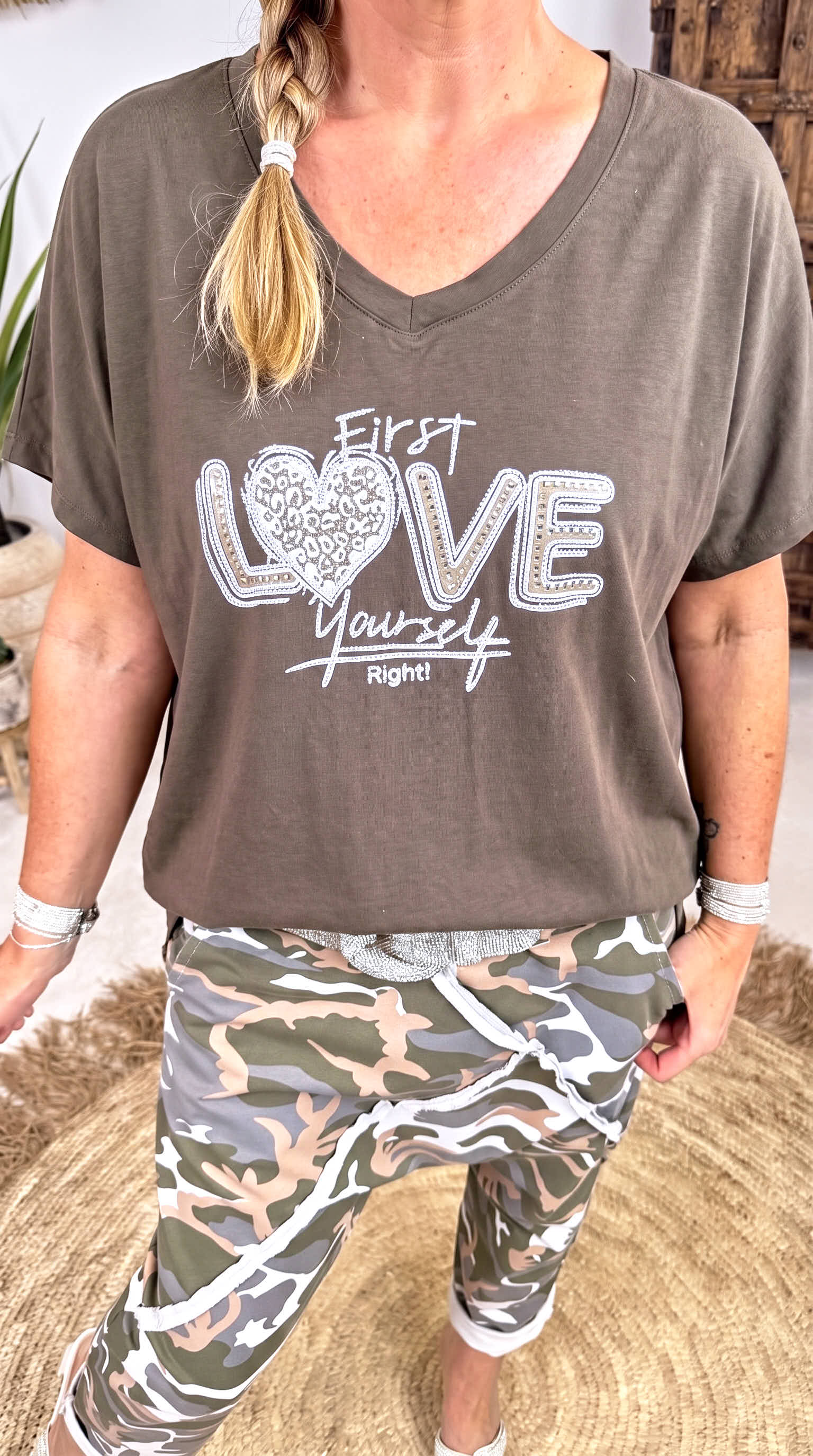 T-Shirt Love Yourself *Schoko*