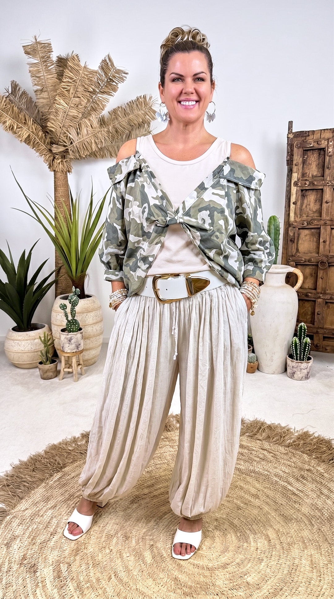 Weite Hose Velvet Chic *Beige*