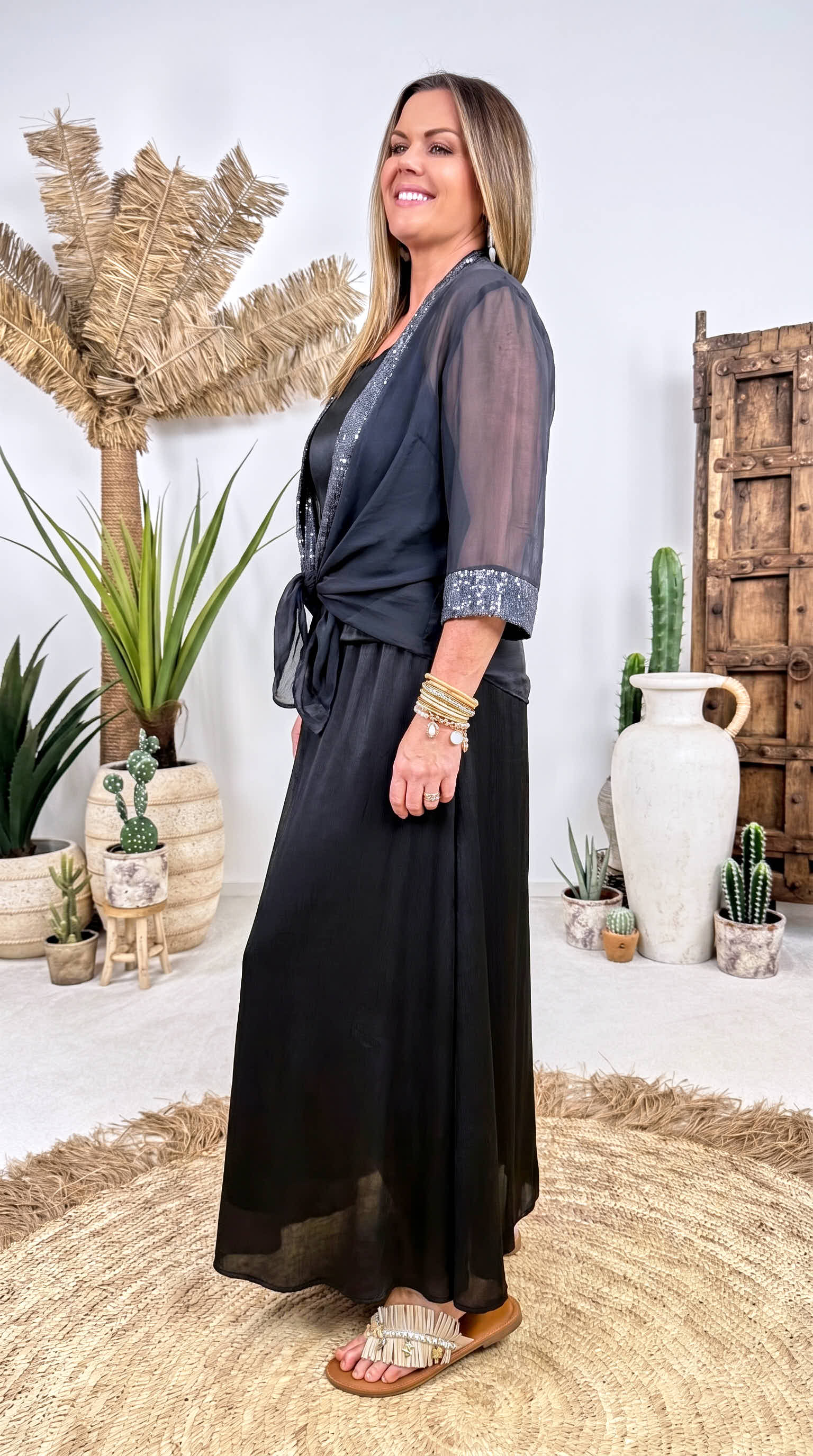Langes Kleid Minimal Queen *Schwarz*