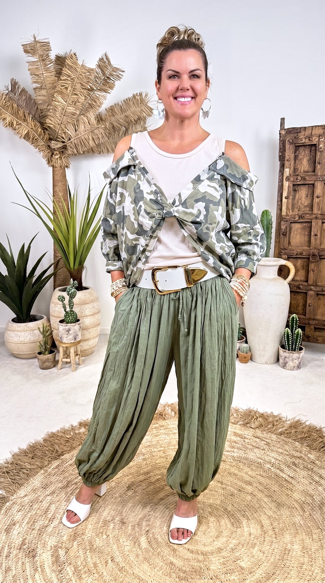 Weite Hose Velvet Chic *Khaki*