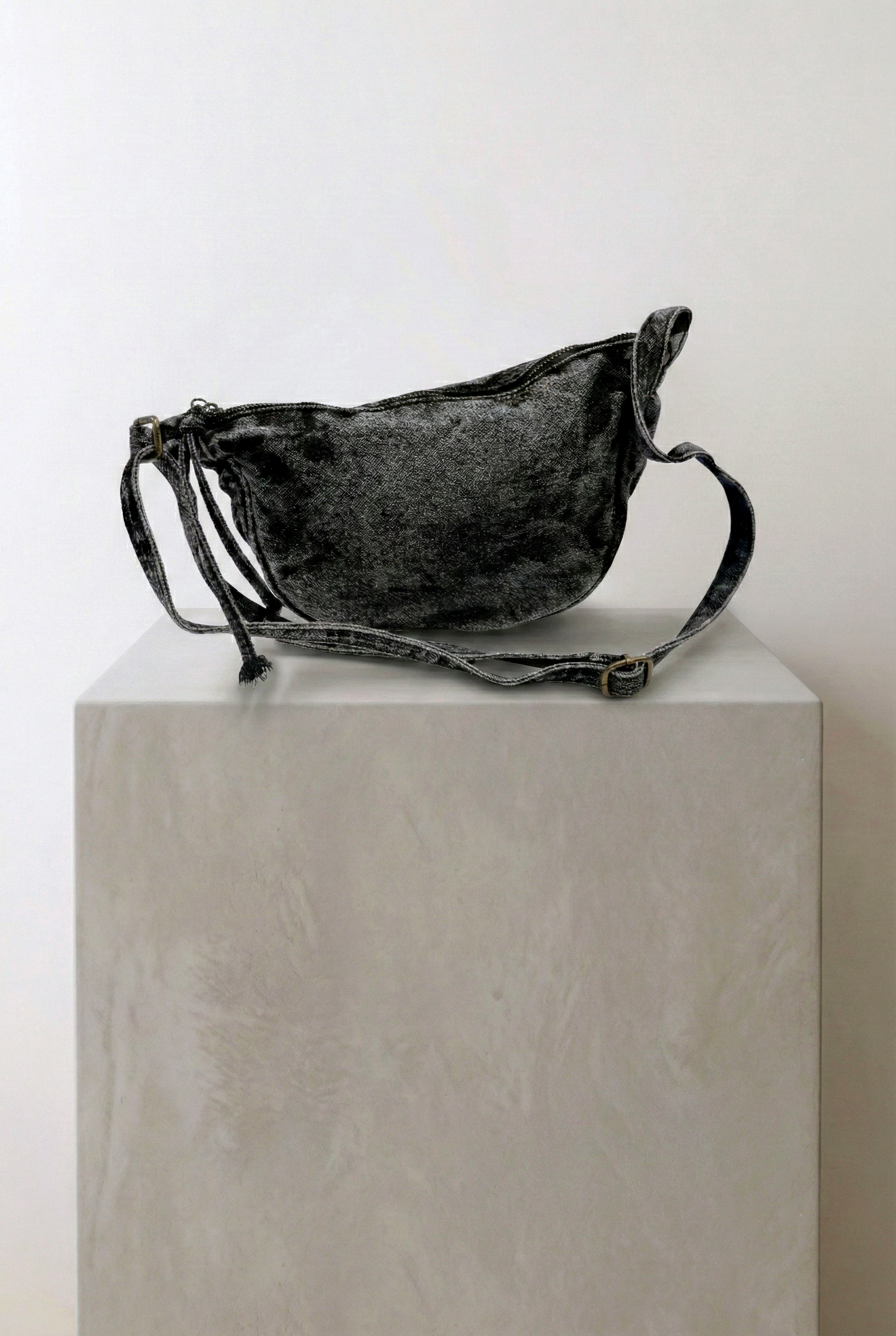 Bauchtasche Look Like Denim *Grau*