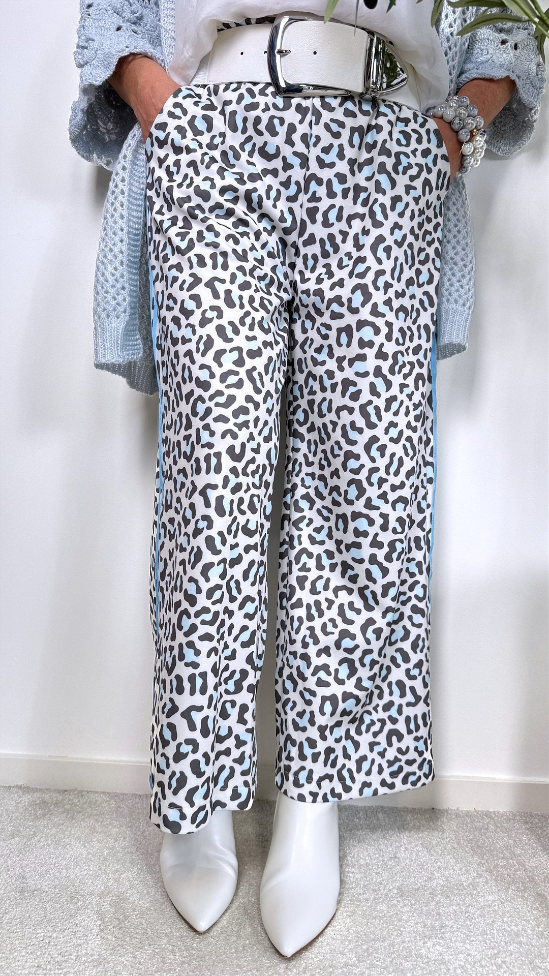 Sweathose Quilted Leopard *Blau*