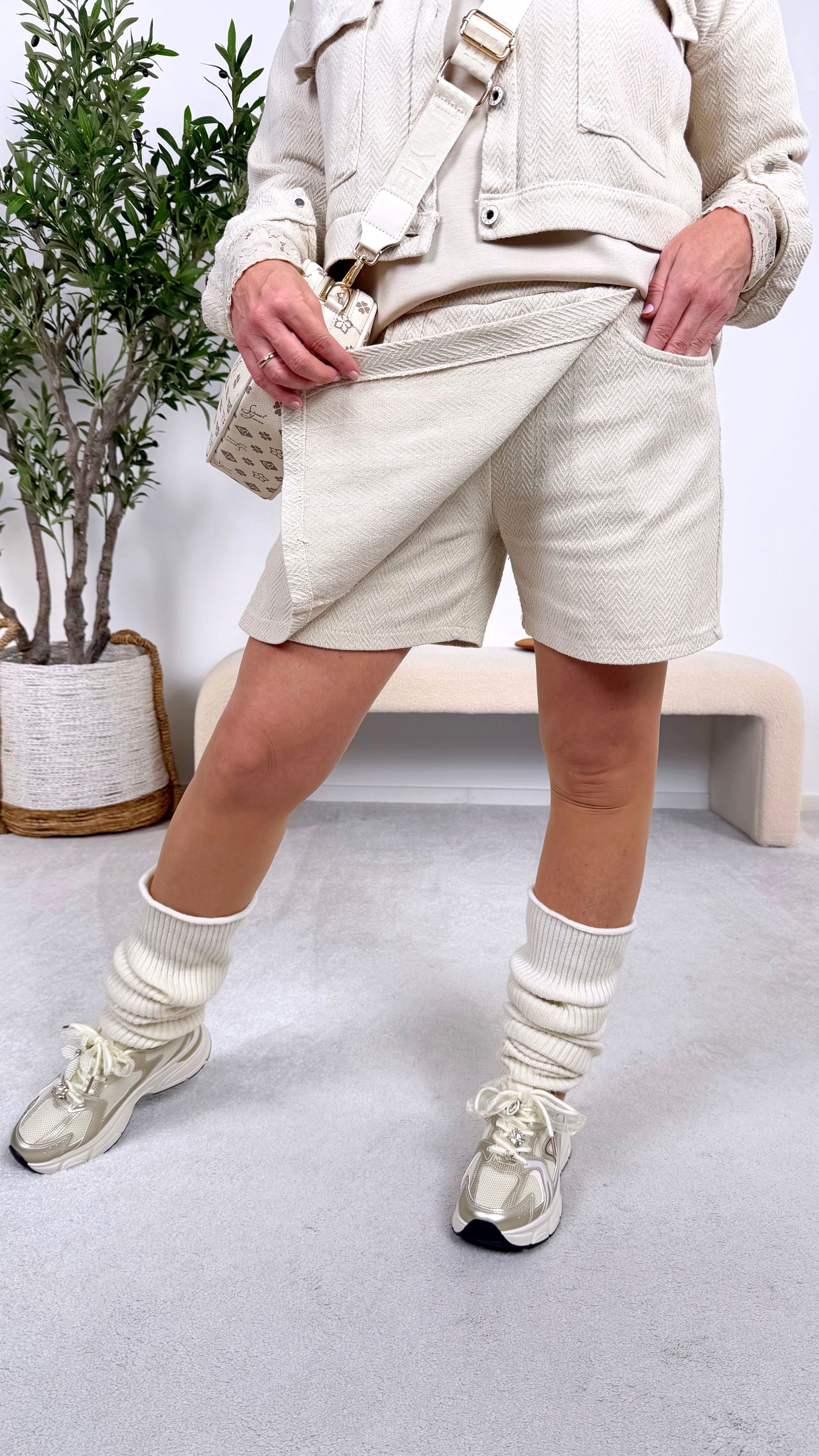 Kurze Hose Fresh Holiday *Beige* (lieferbar ab 06.02.26)