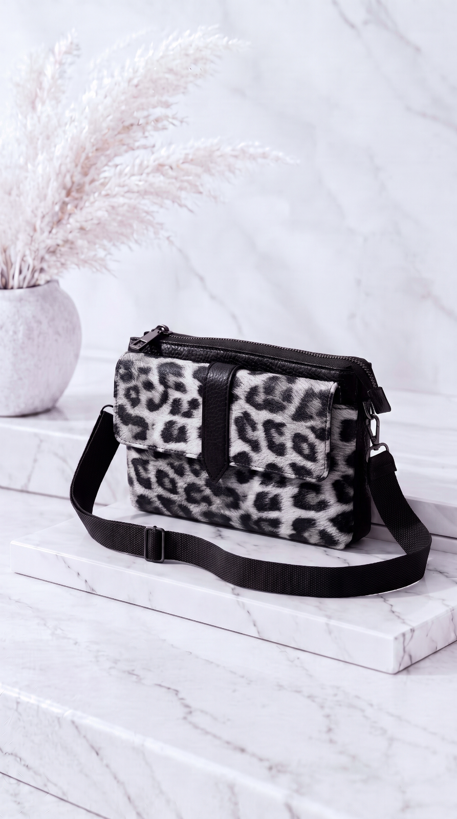 Handy Tasche Ember Lane *Schwarz/Grau*