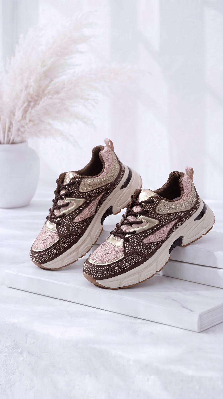 Sneaker Vellum