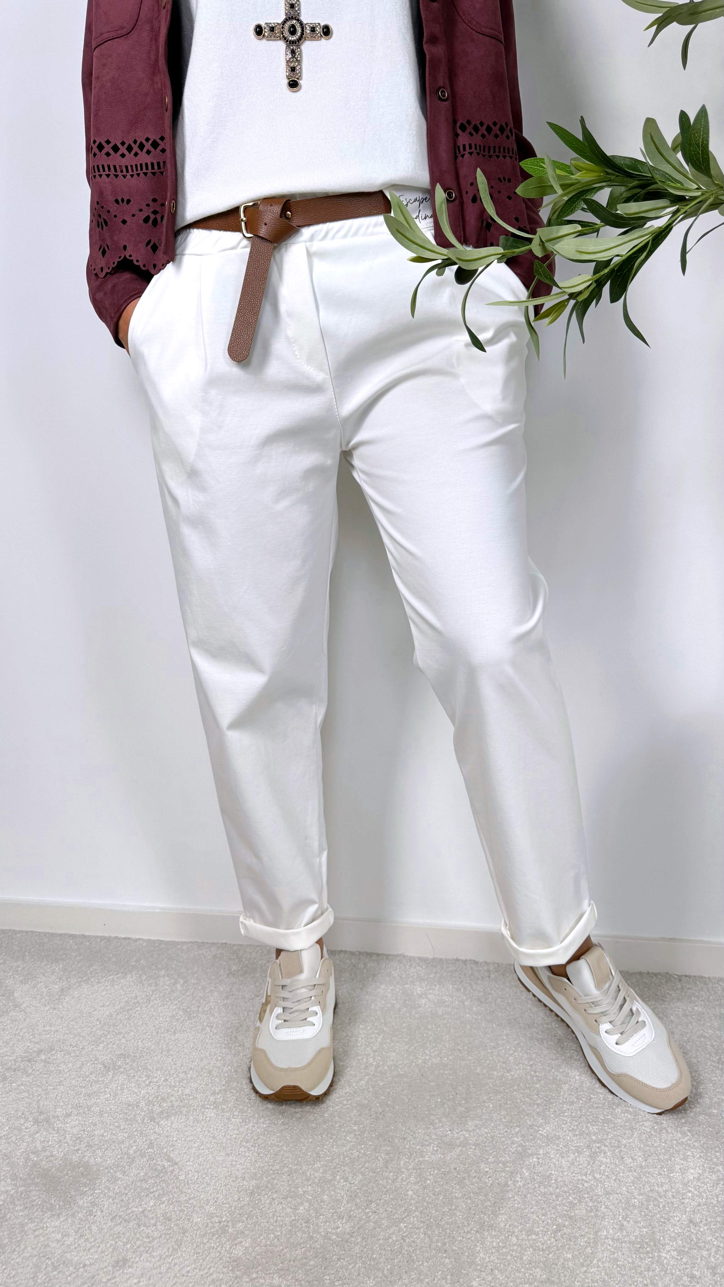 Sweathose Escape the ordinary (2 Farben) - Power of Princess