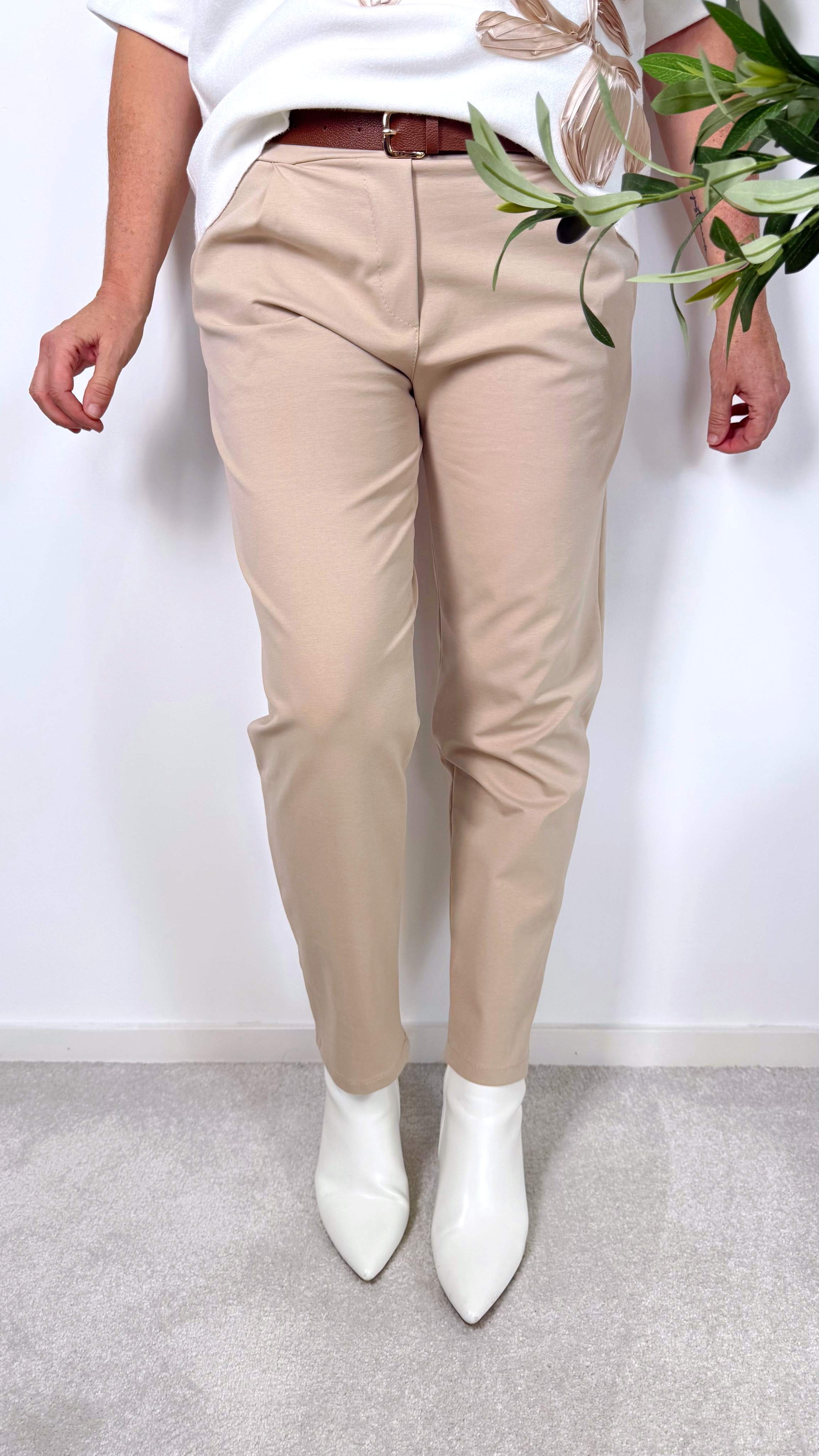 Sweathose Escape the ordinary (2 Farben) - Power of Princess