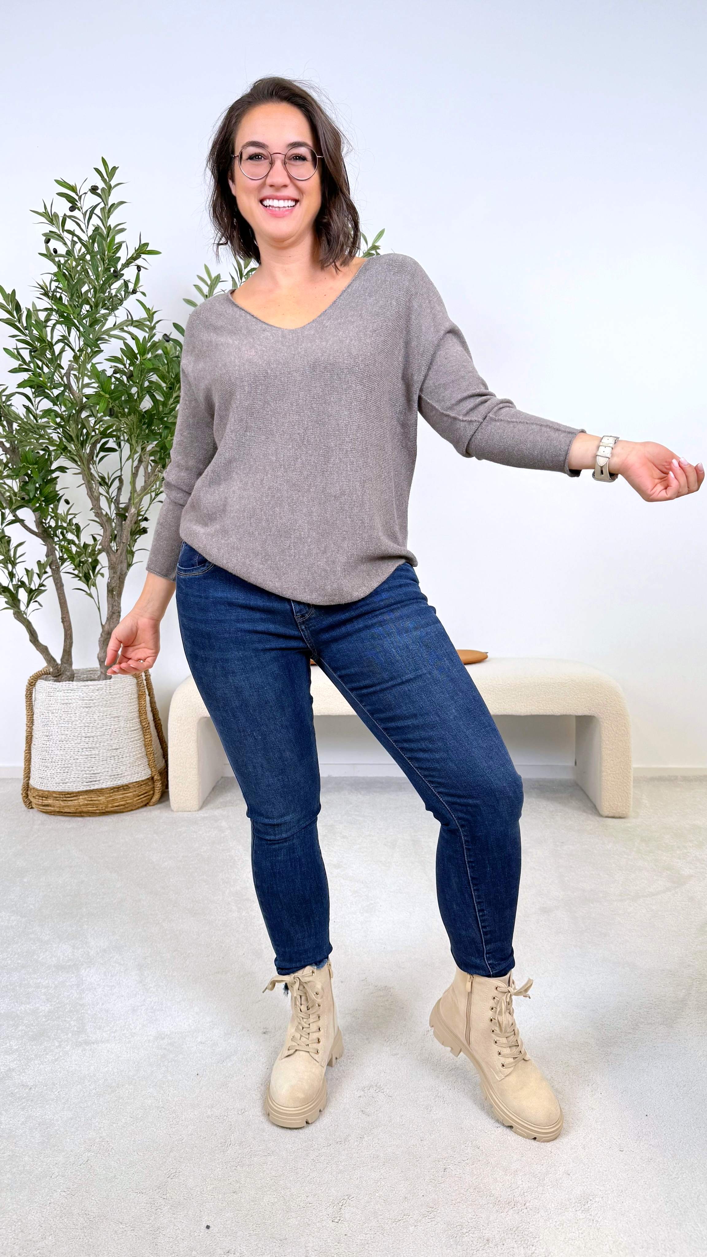 Pullover Button Queen (6 Farben) - Power of Princess