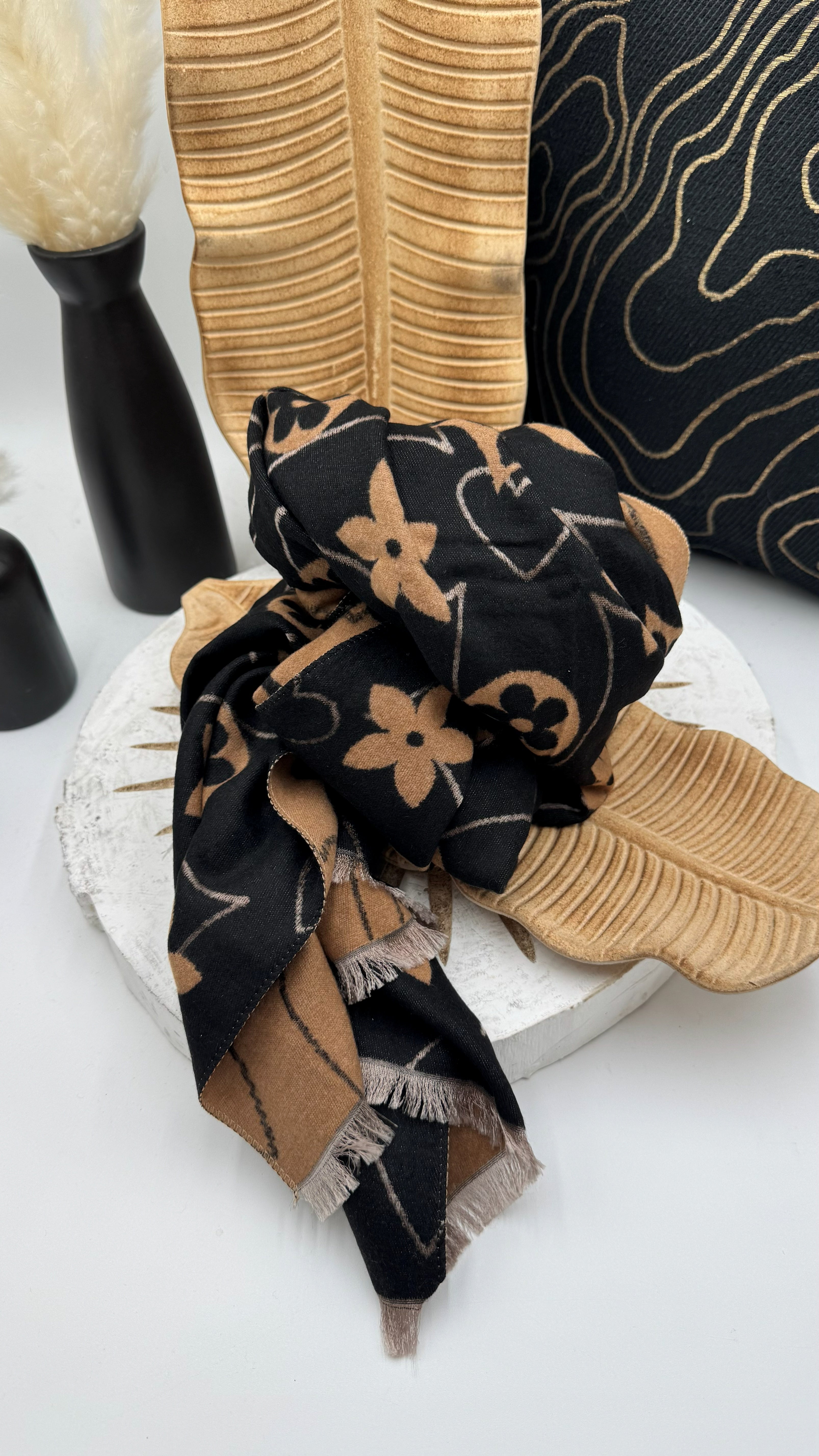 Schal Autumn Flower *Schwarz/Camel*